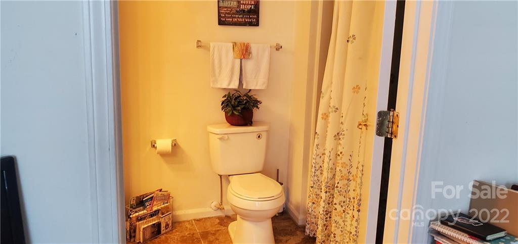 14 Hamiltons Bay Court Unit: 504