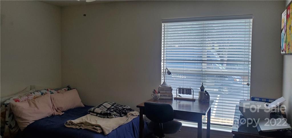 14 Hamiltons Bay Court Unit: 504