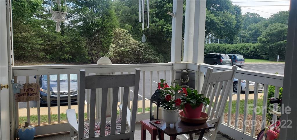 14 Hamiltons Bay Court Unit: 504