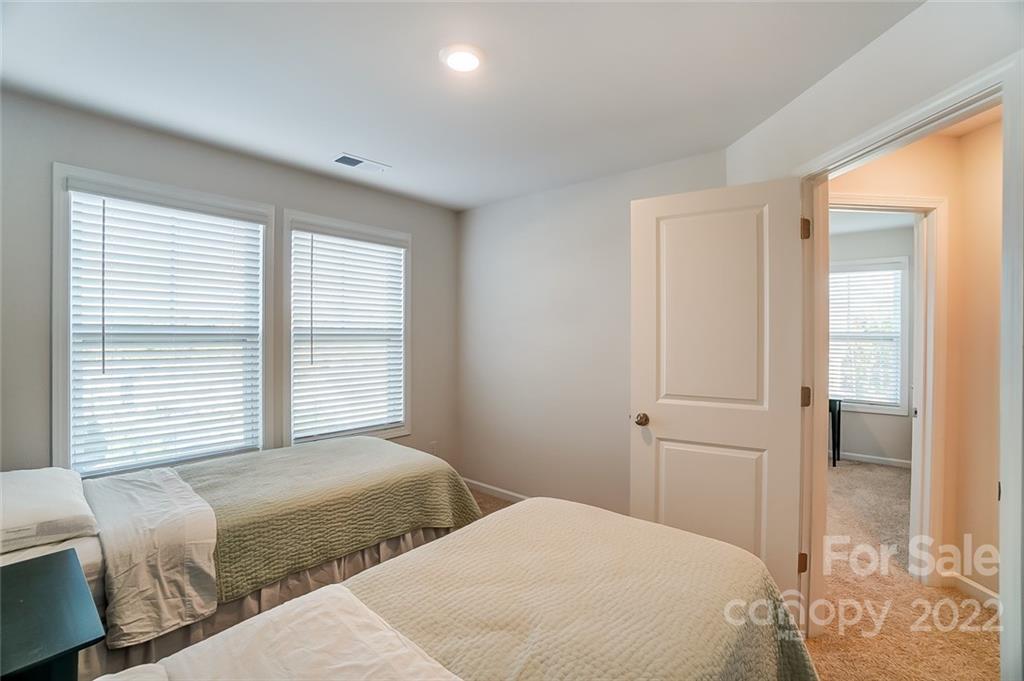 323 Bulrush Road