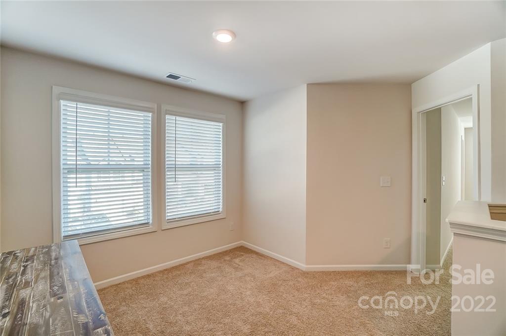 323 Bulrush Road