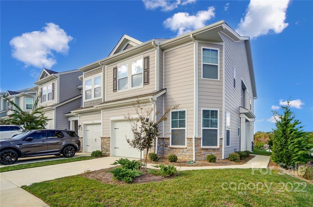 323 Bulrush Road