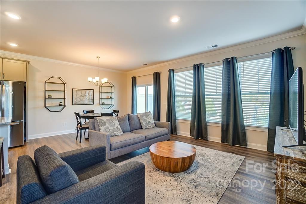 323 Bulrush Road