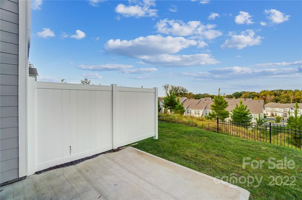 323 Bulrush Road
