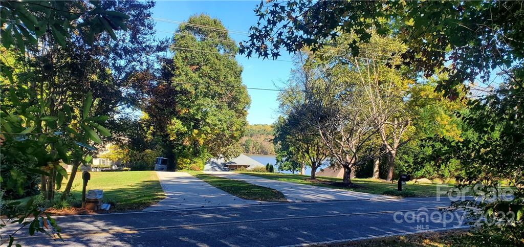 8476-8475 Catawba Cove Drive Unit: 4