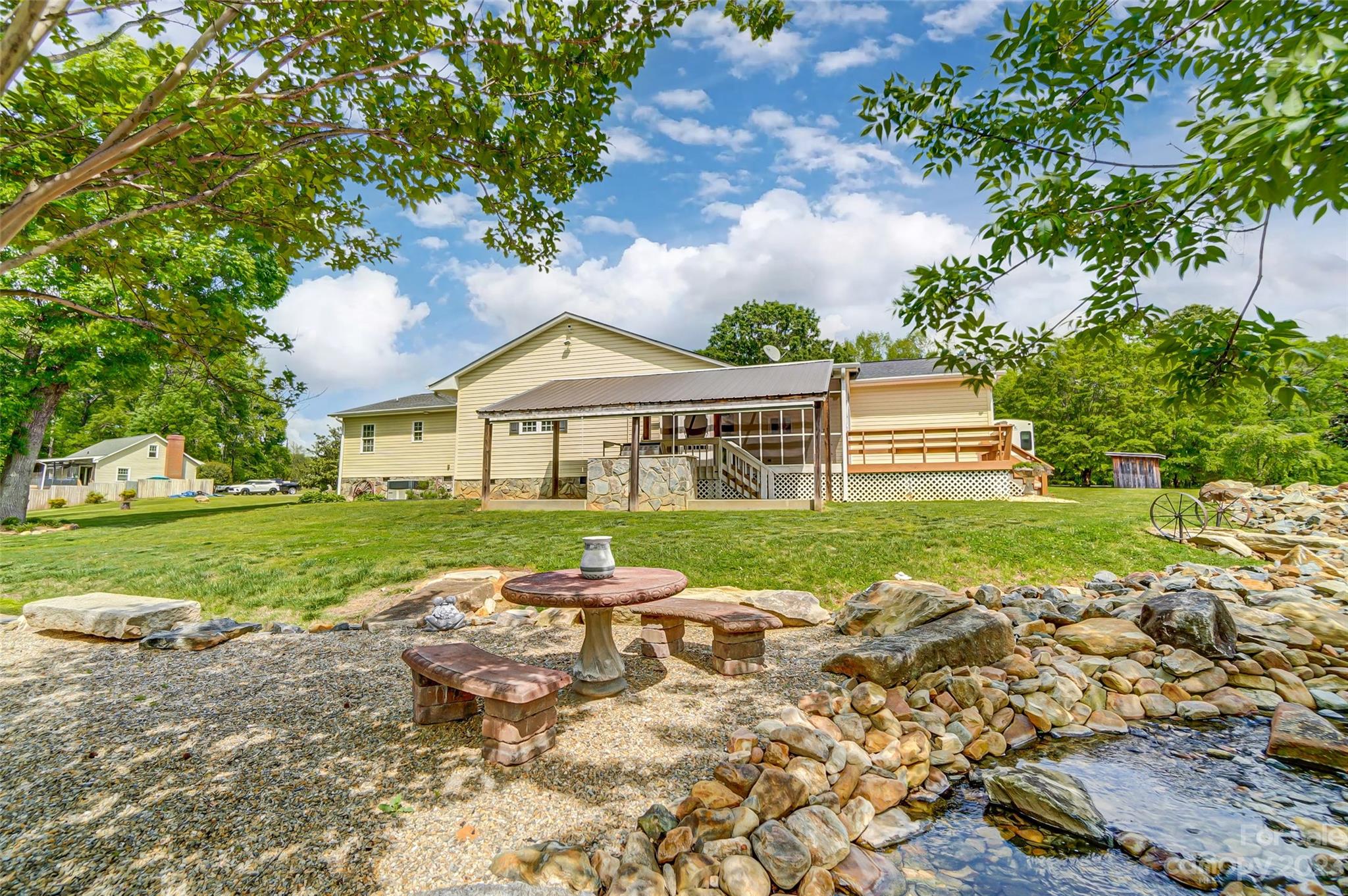 128 Owens Lane