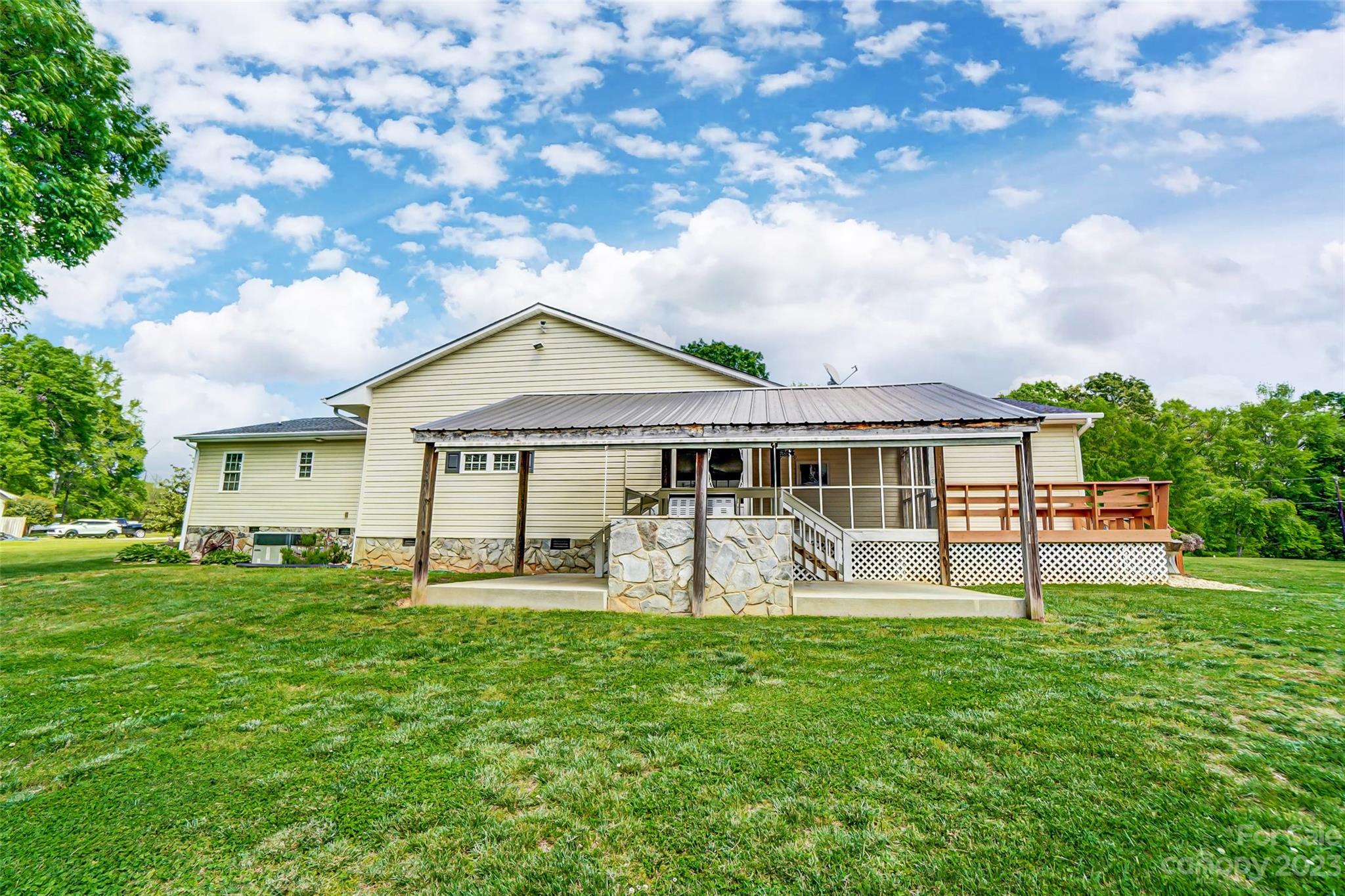 128 Owens Lane
