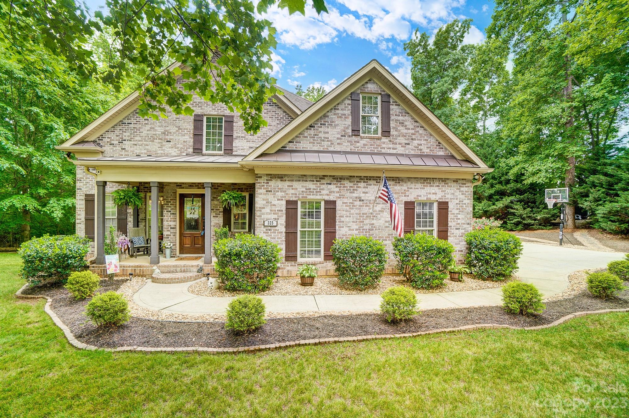 325 Swift Creek Cove
