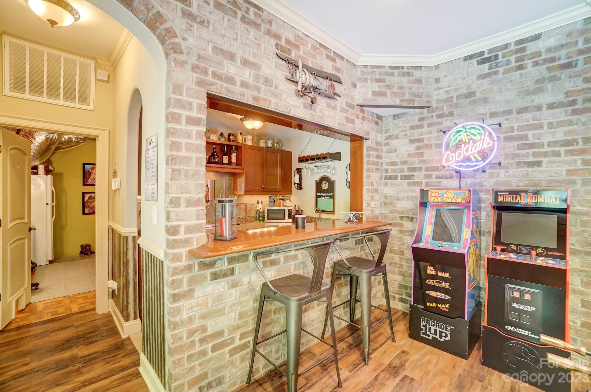 325 Swift Creek Cove