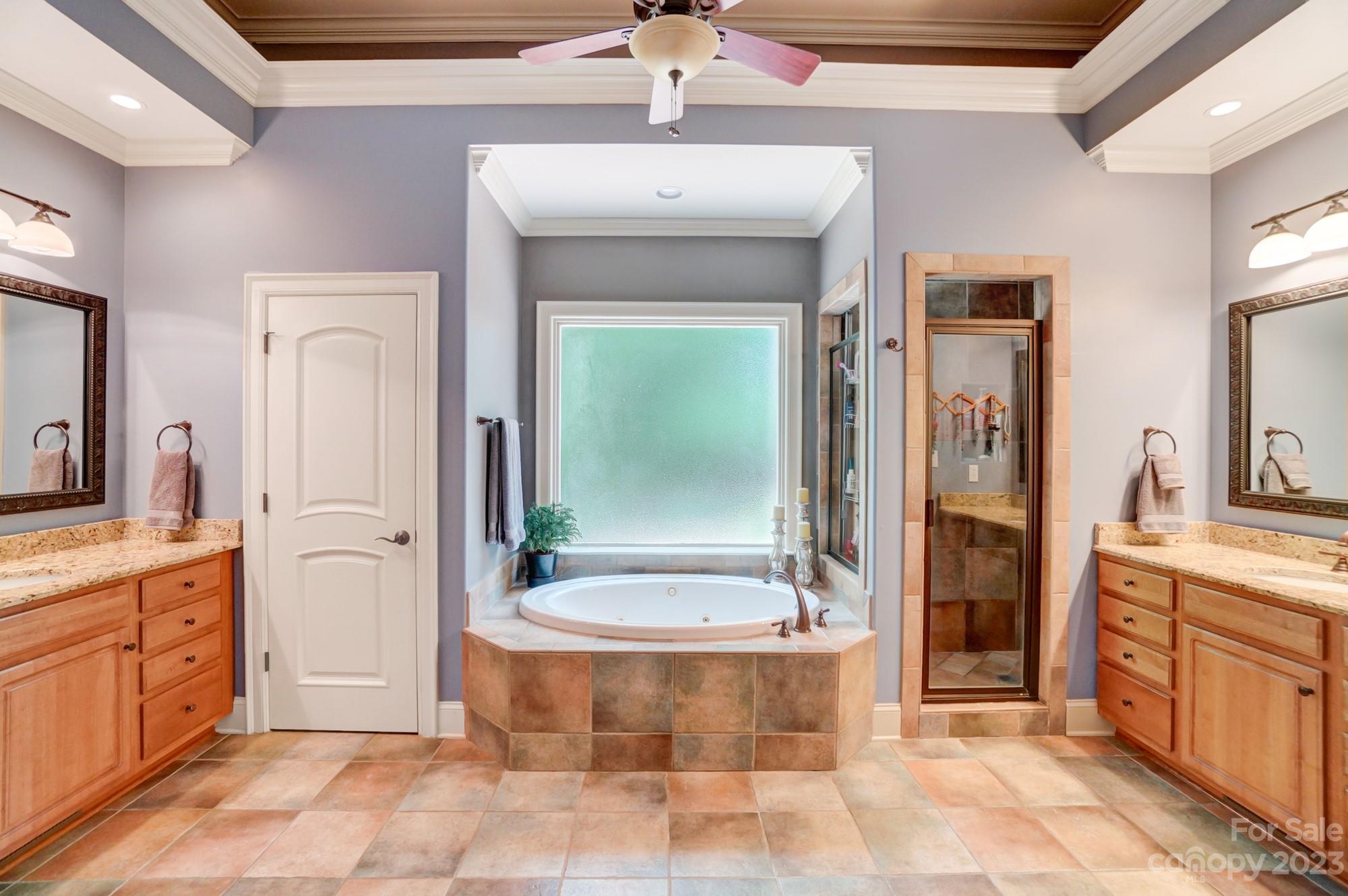 325 Swift Creek Cove