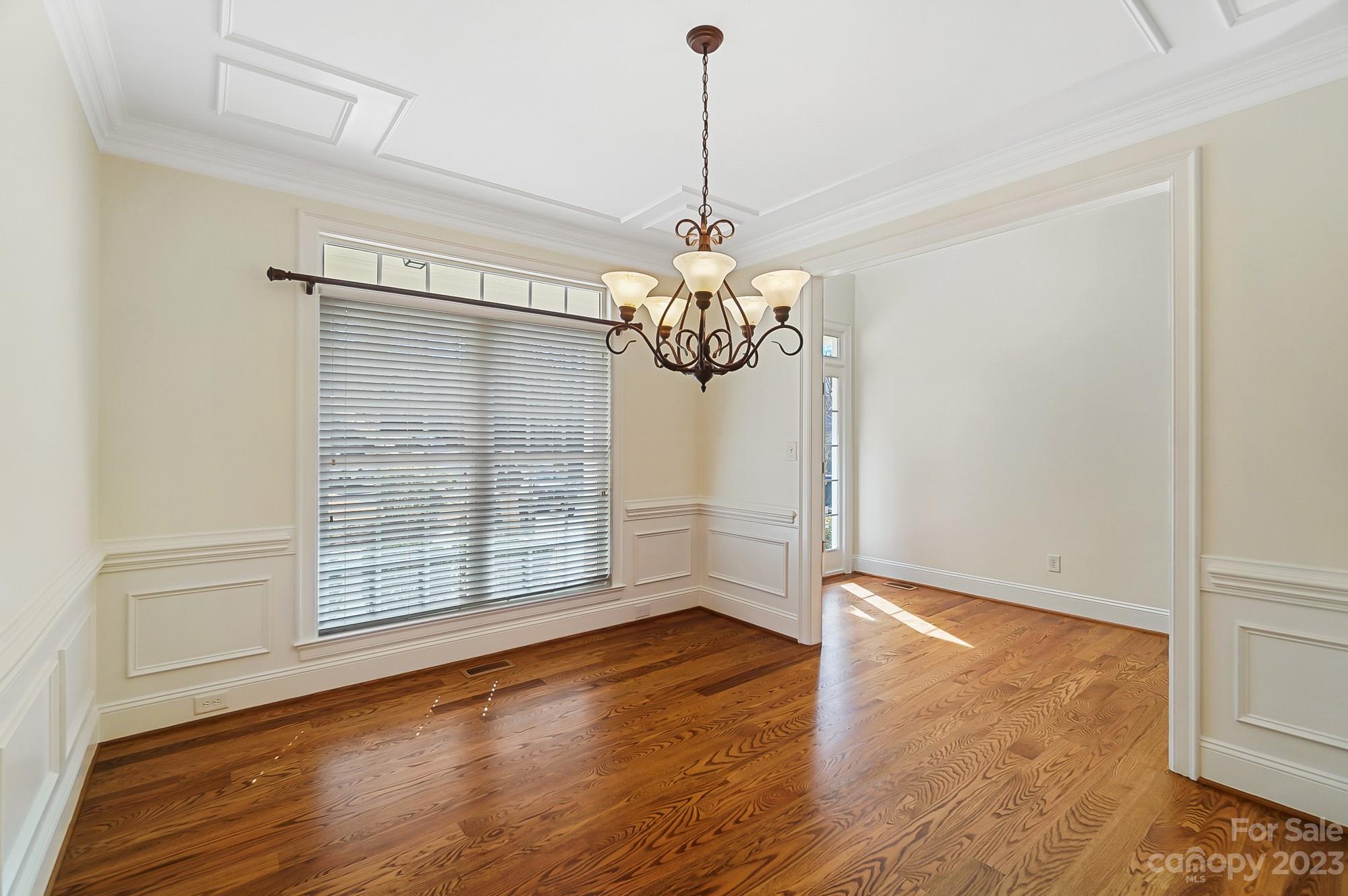 1914 Notchwood Court