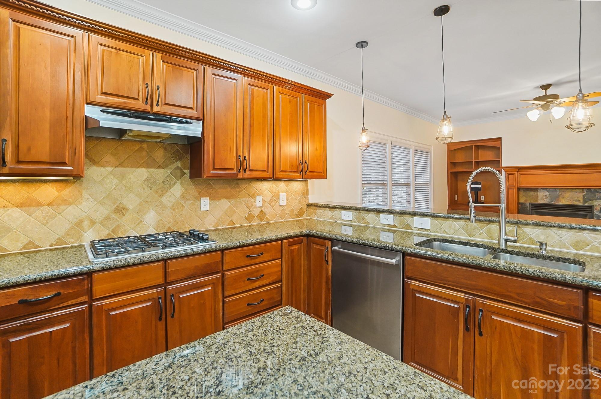 1914 Notchwood Court