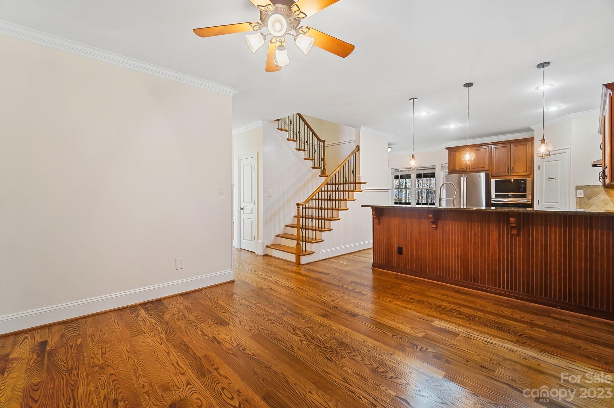 1914 Notchwood Court