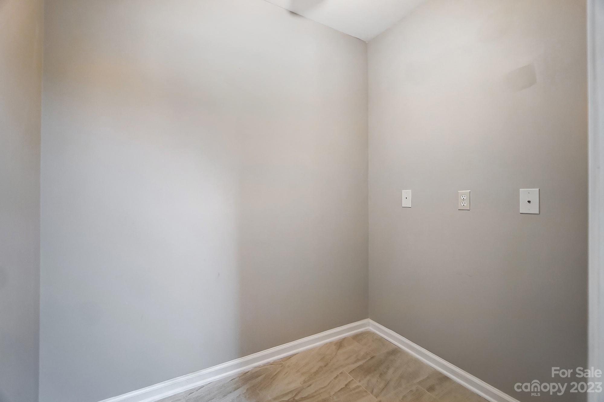 756 Ledgestone Court