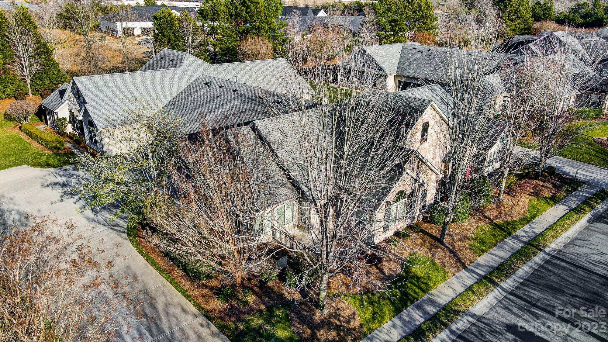 756 Ledgestone Court