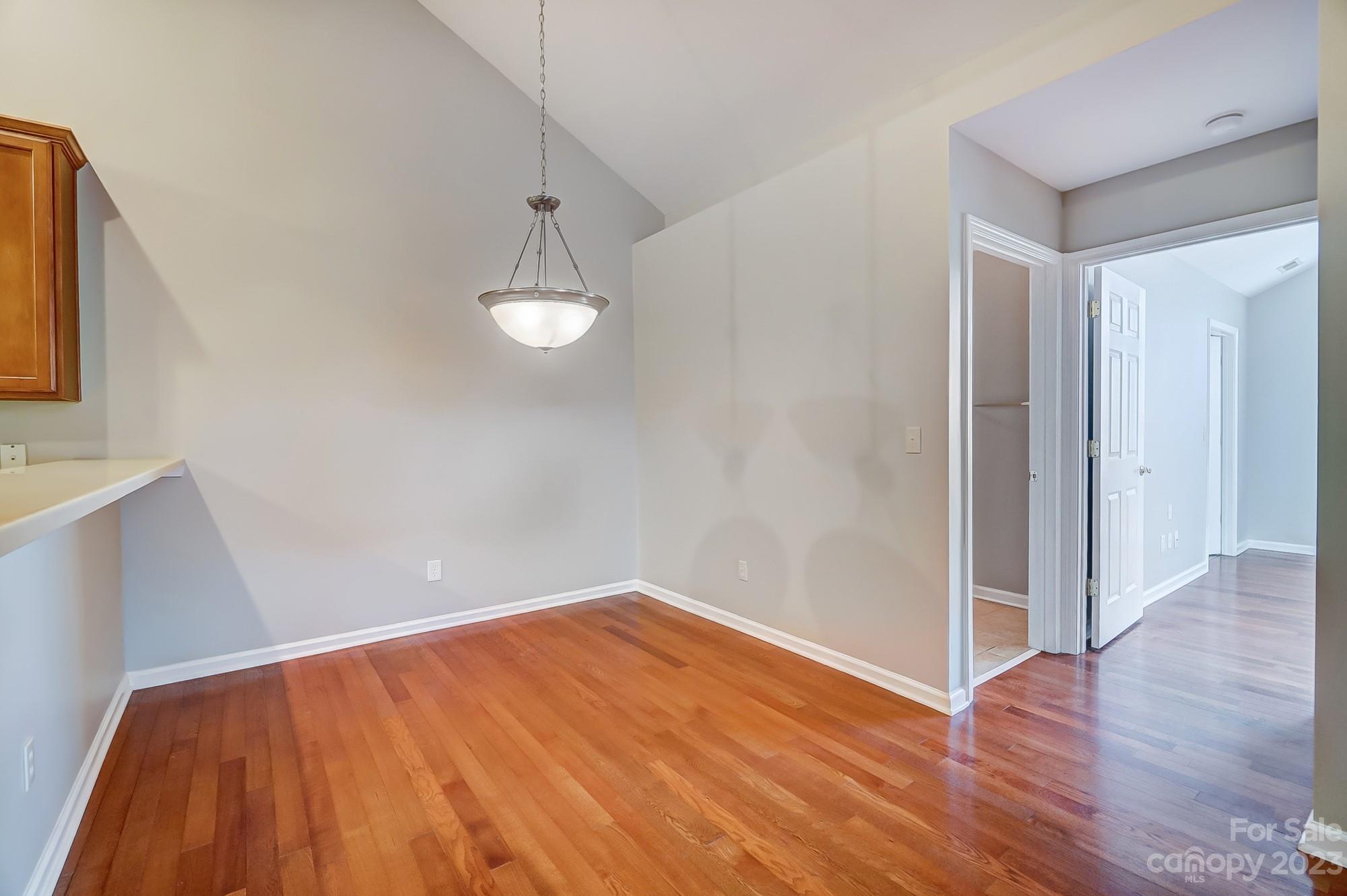 756 Ledgestone Court