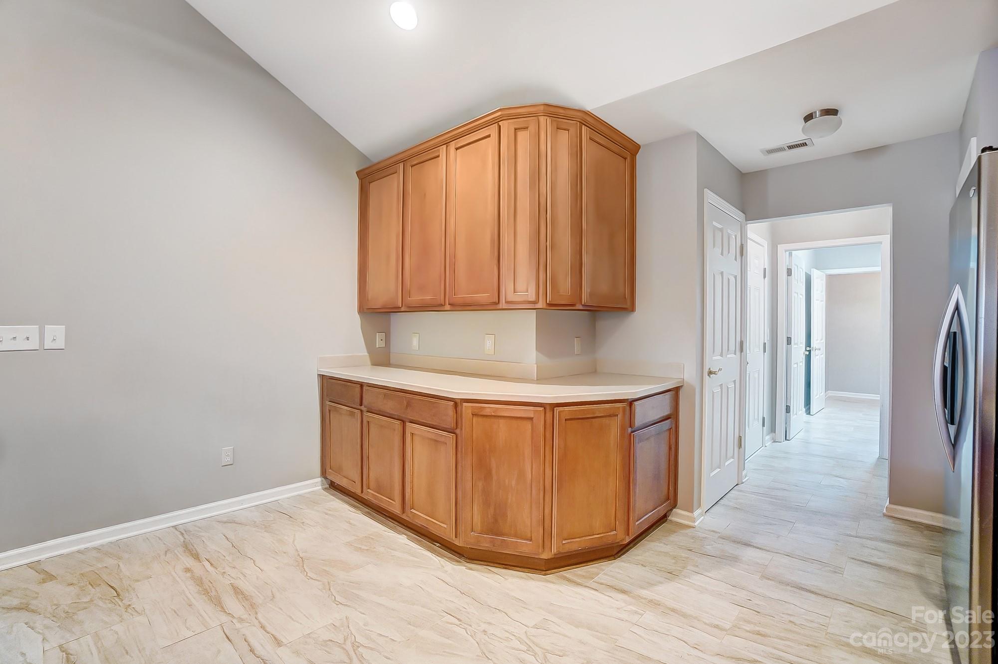 756 Ledgestone Court