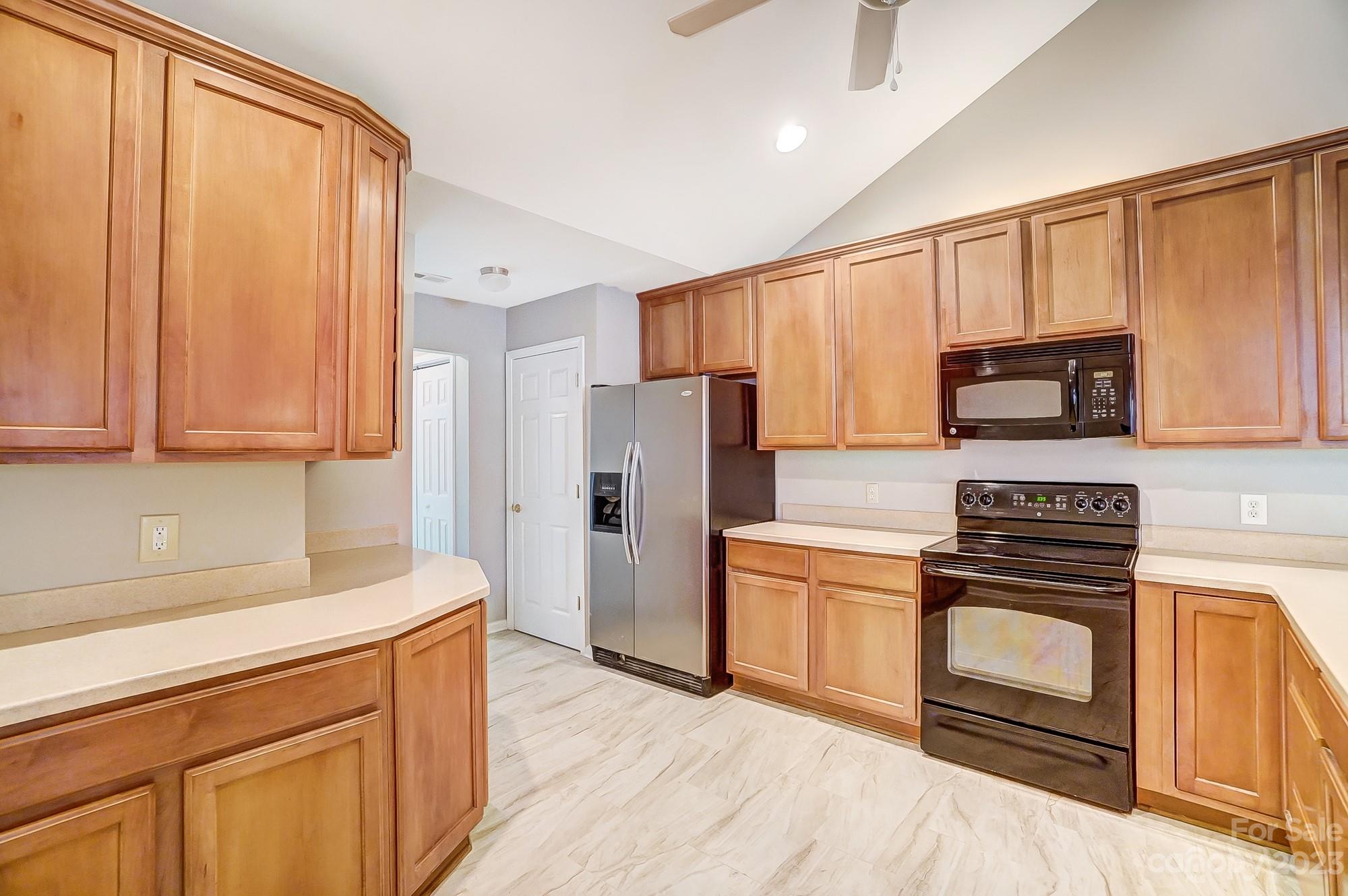 756 Ledgestone Court