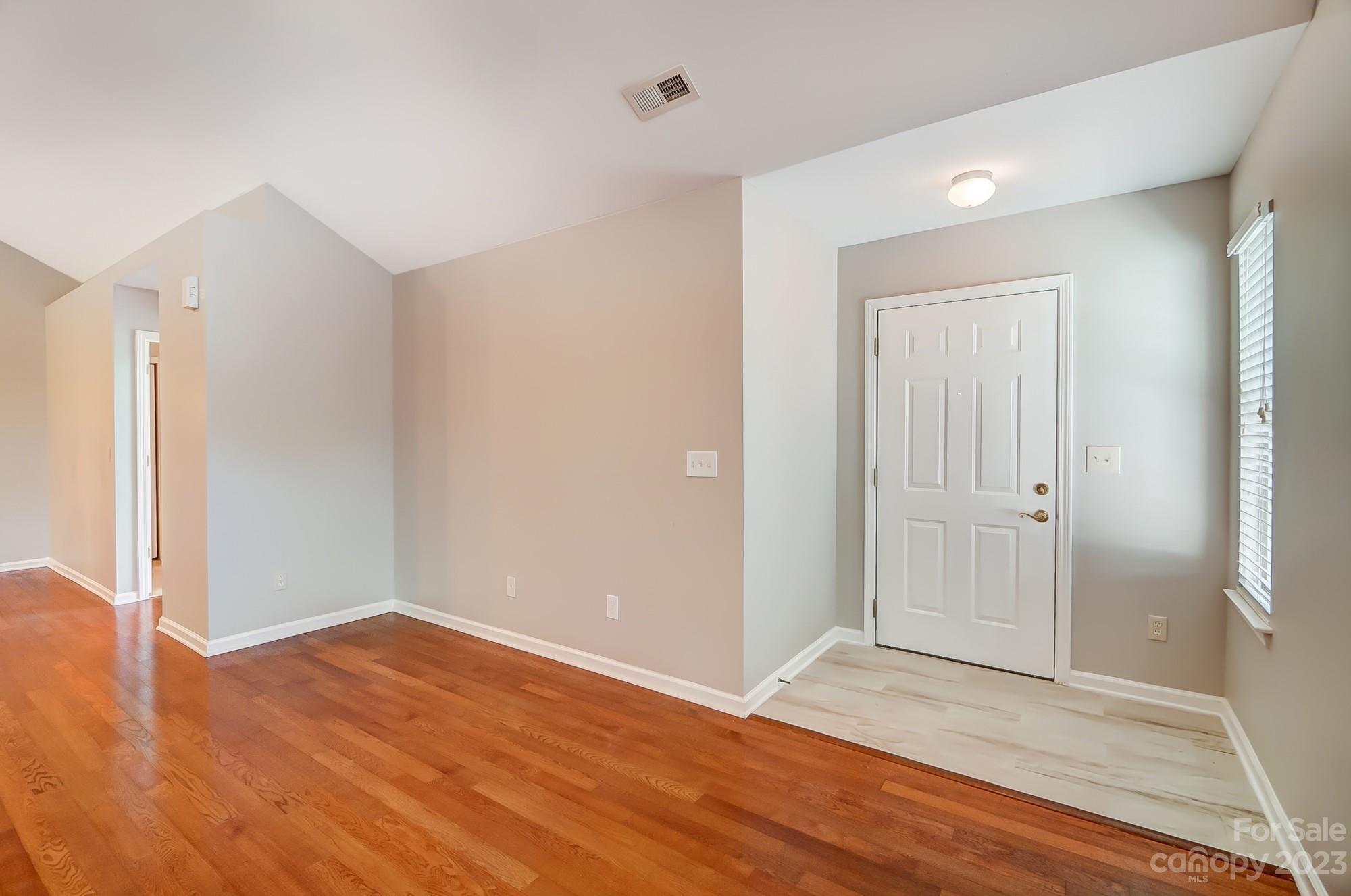 756 Ledgestone Court