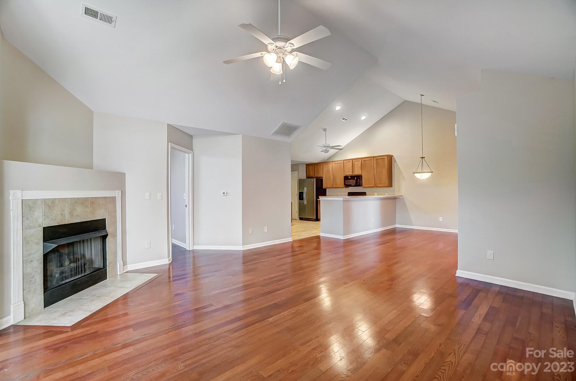 756 Ledgestone Court