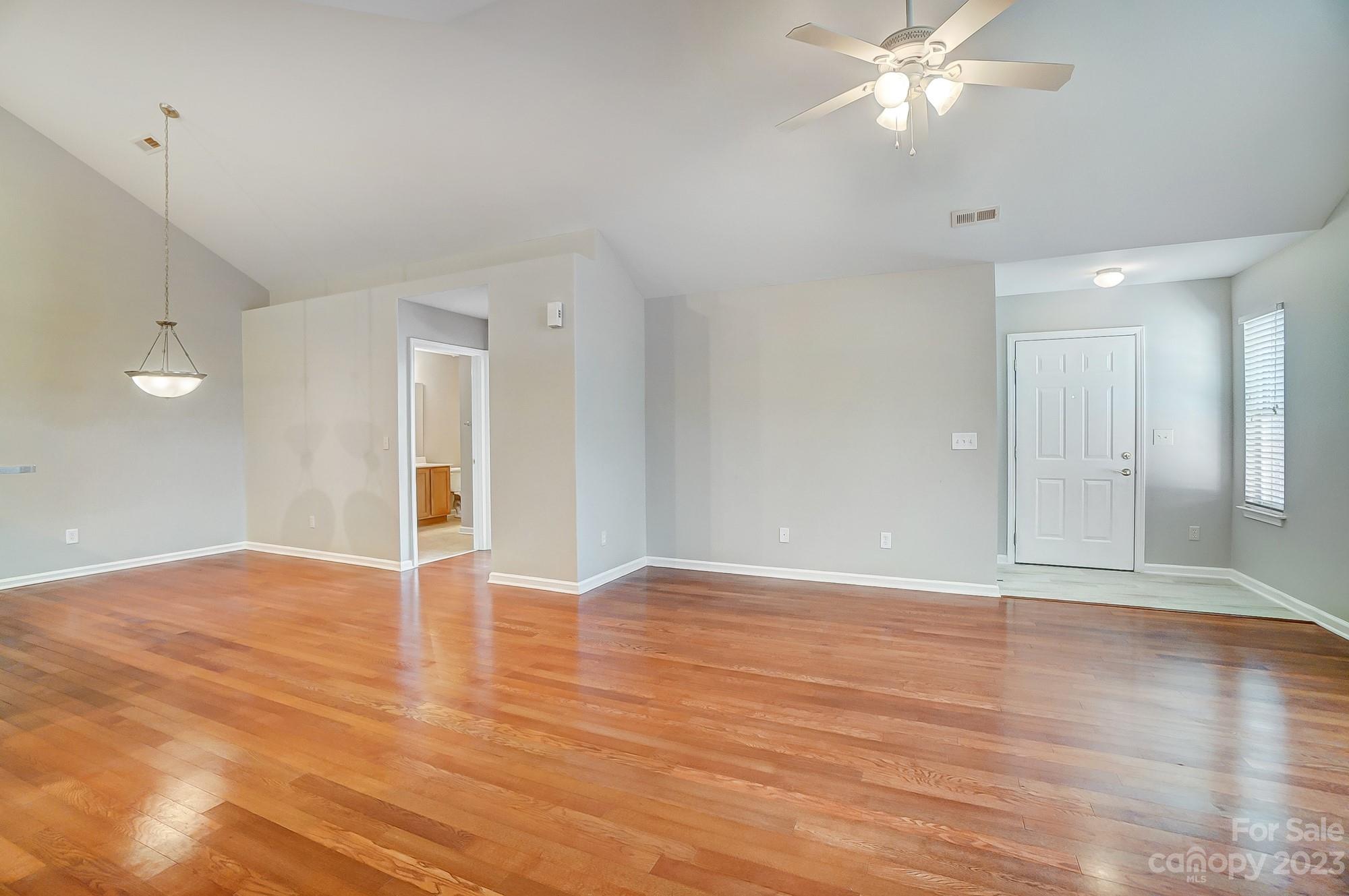 756 Ledgestone Court