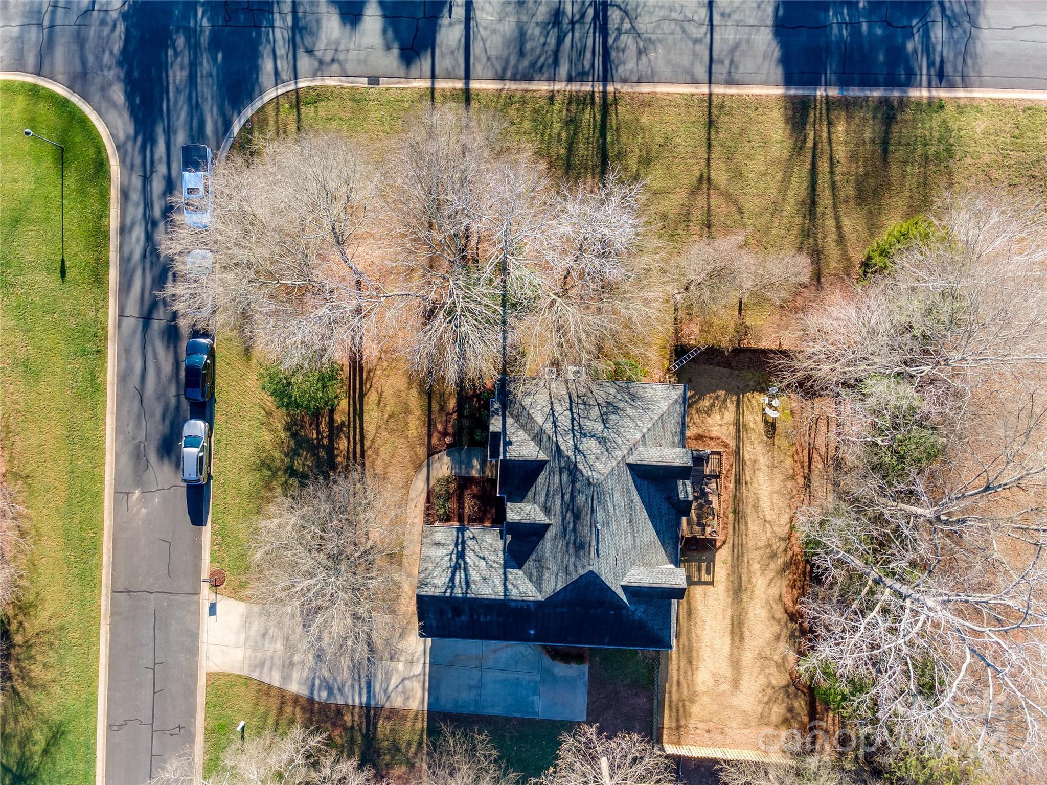 713 Park Trail Lane