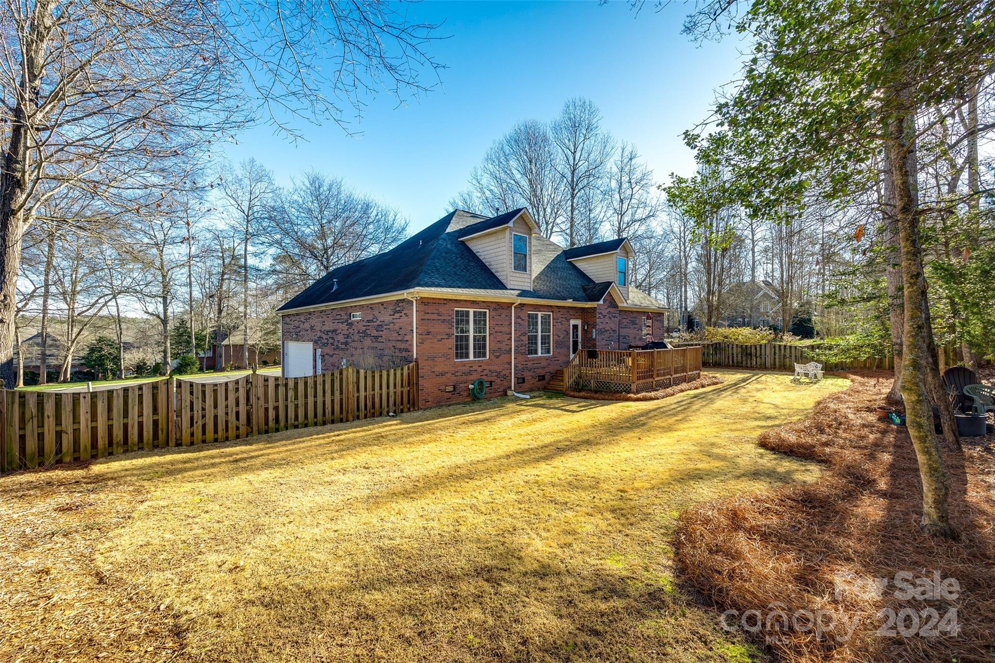 713 Park Trail Lane