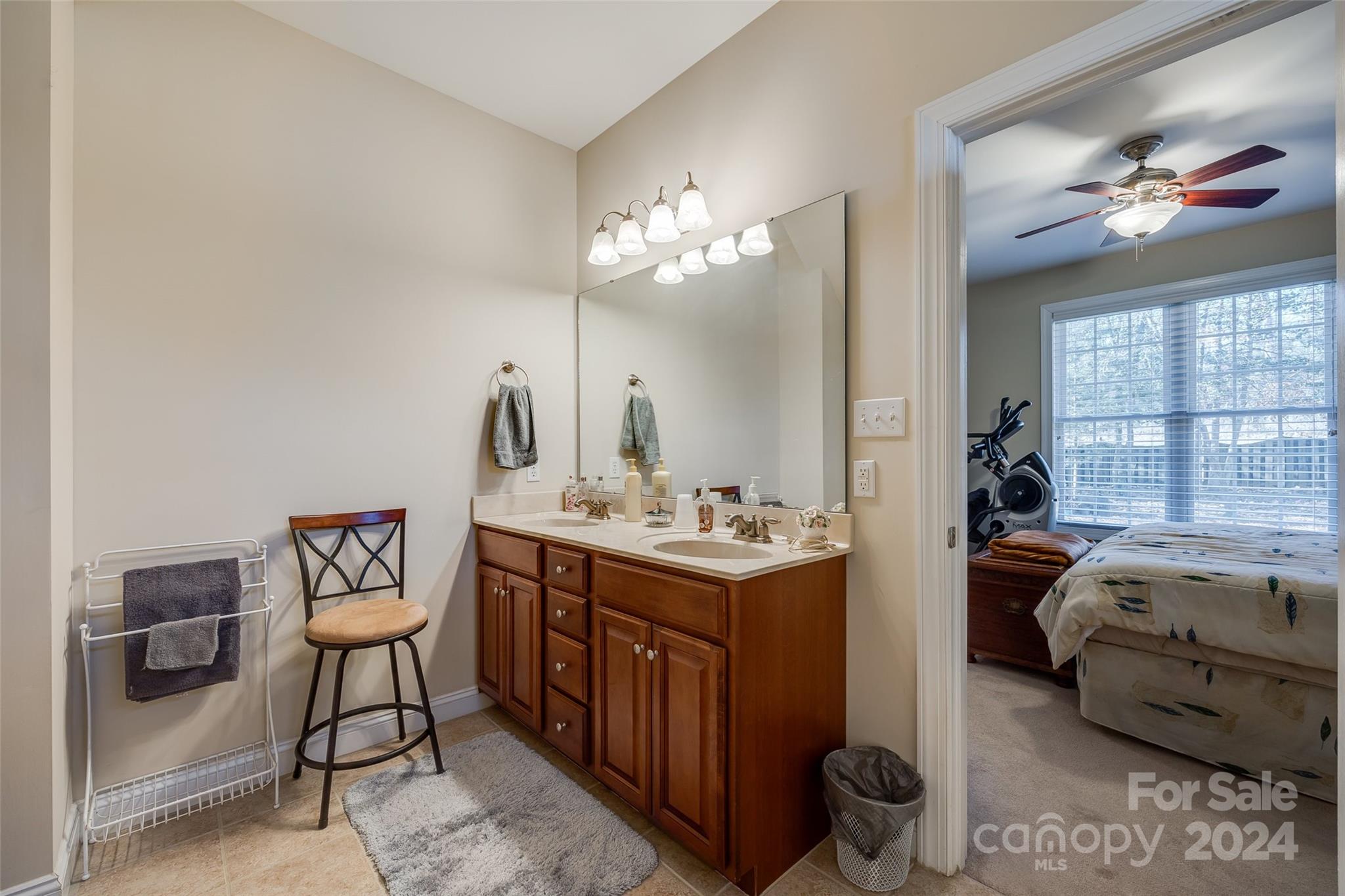 713 Park Trail Lane