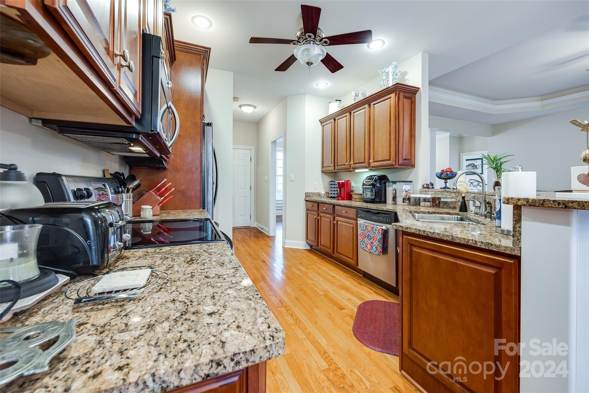 713 Park Trail Lane
