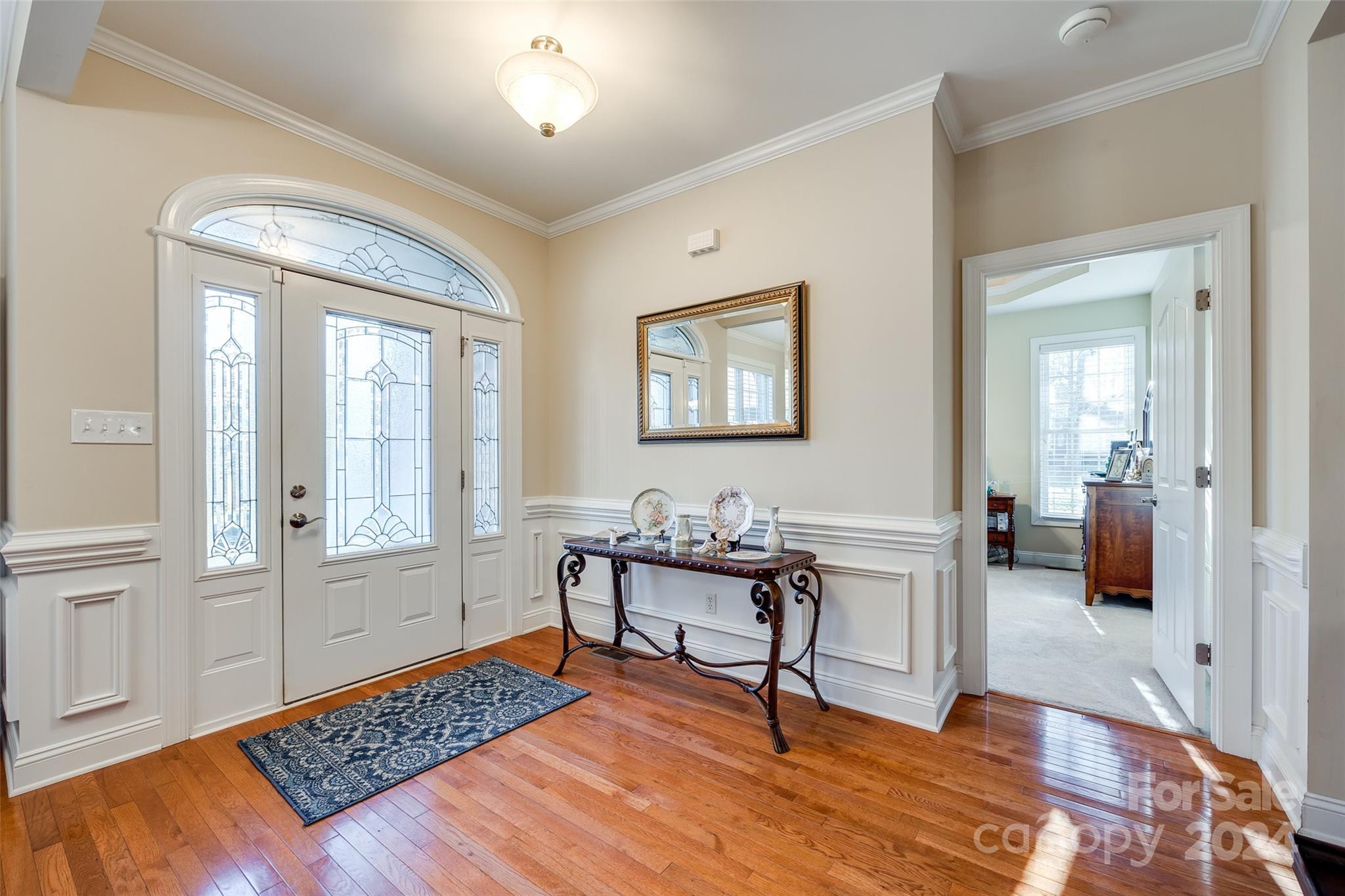 713 Park Trail Lane