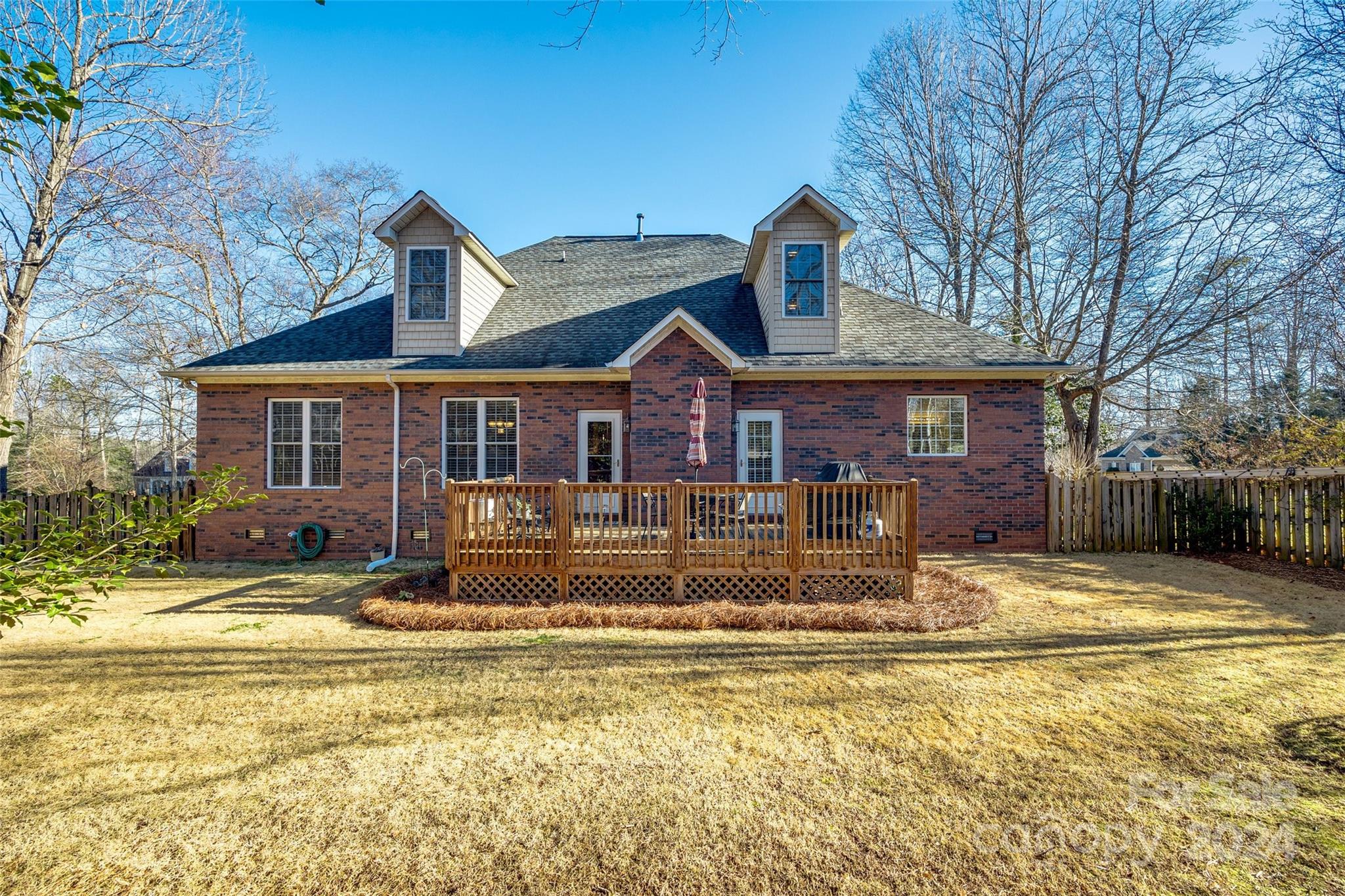 713 Park Trail Lane