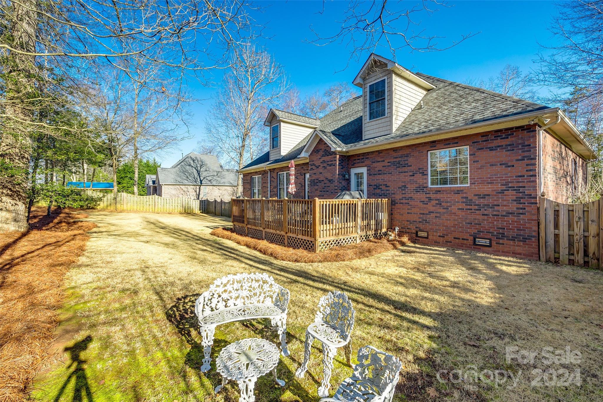 713 Park Trail Lane