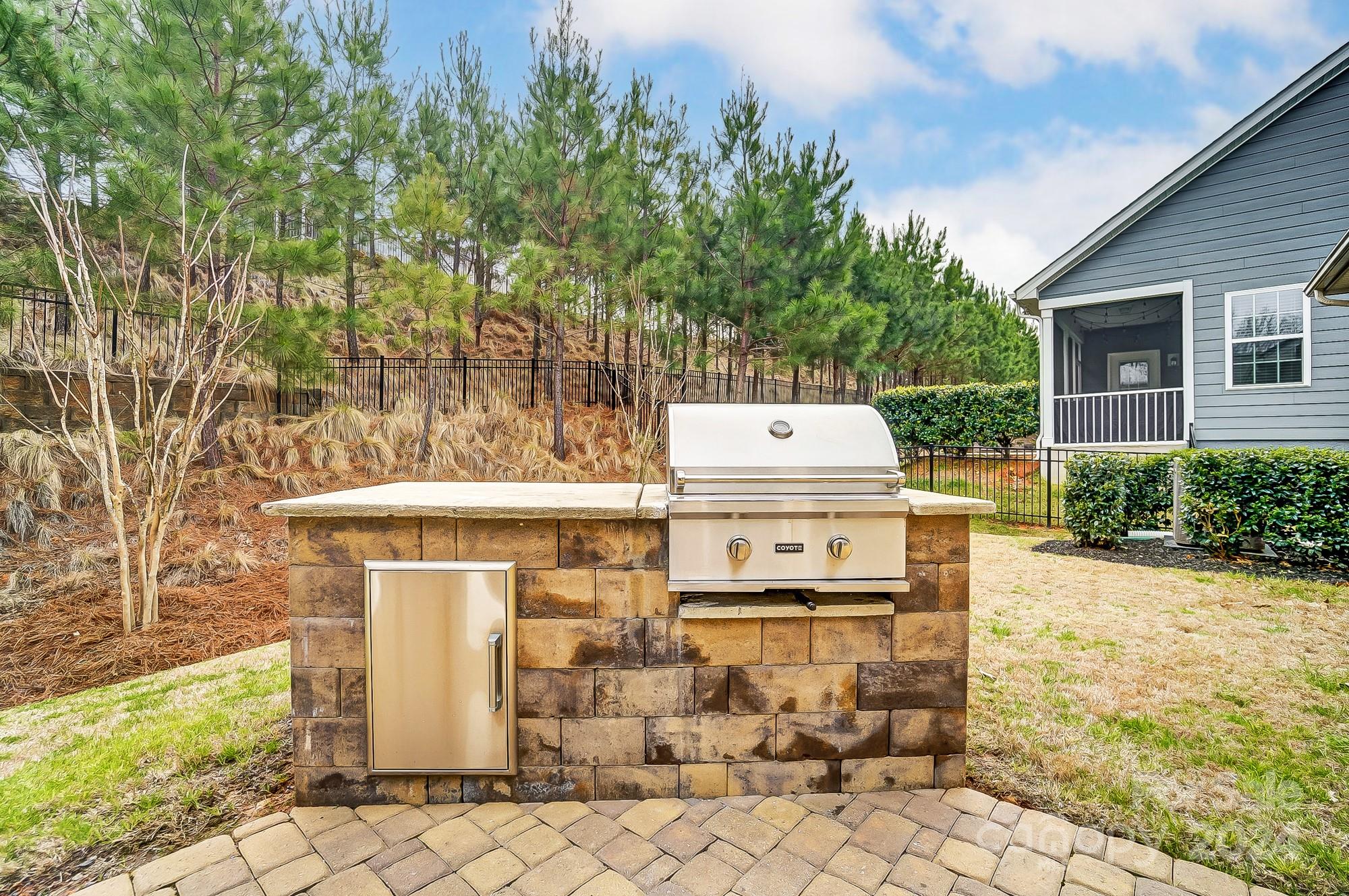 9033 Blue Dasher Drive