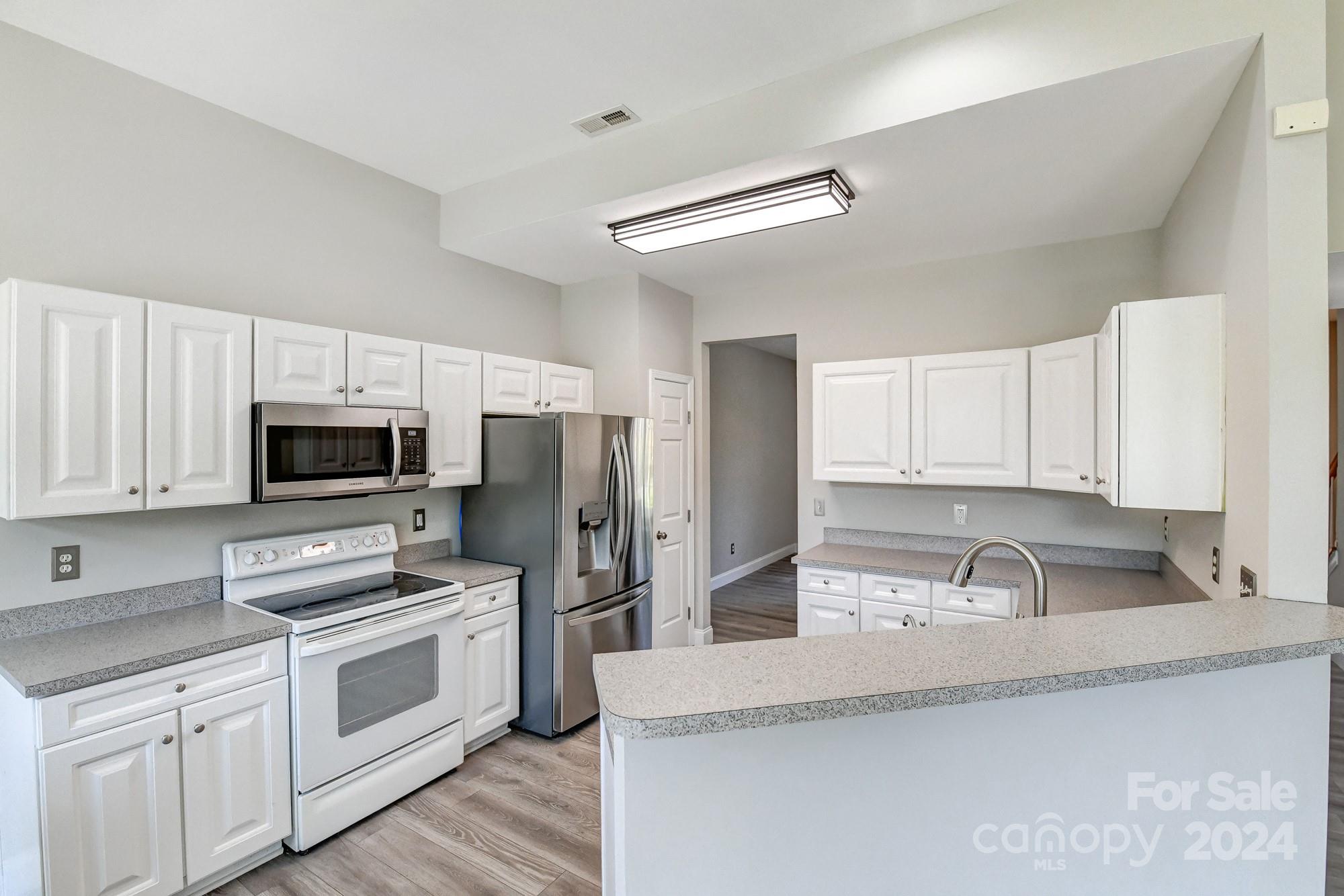 4184 Autumn Cove Drive