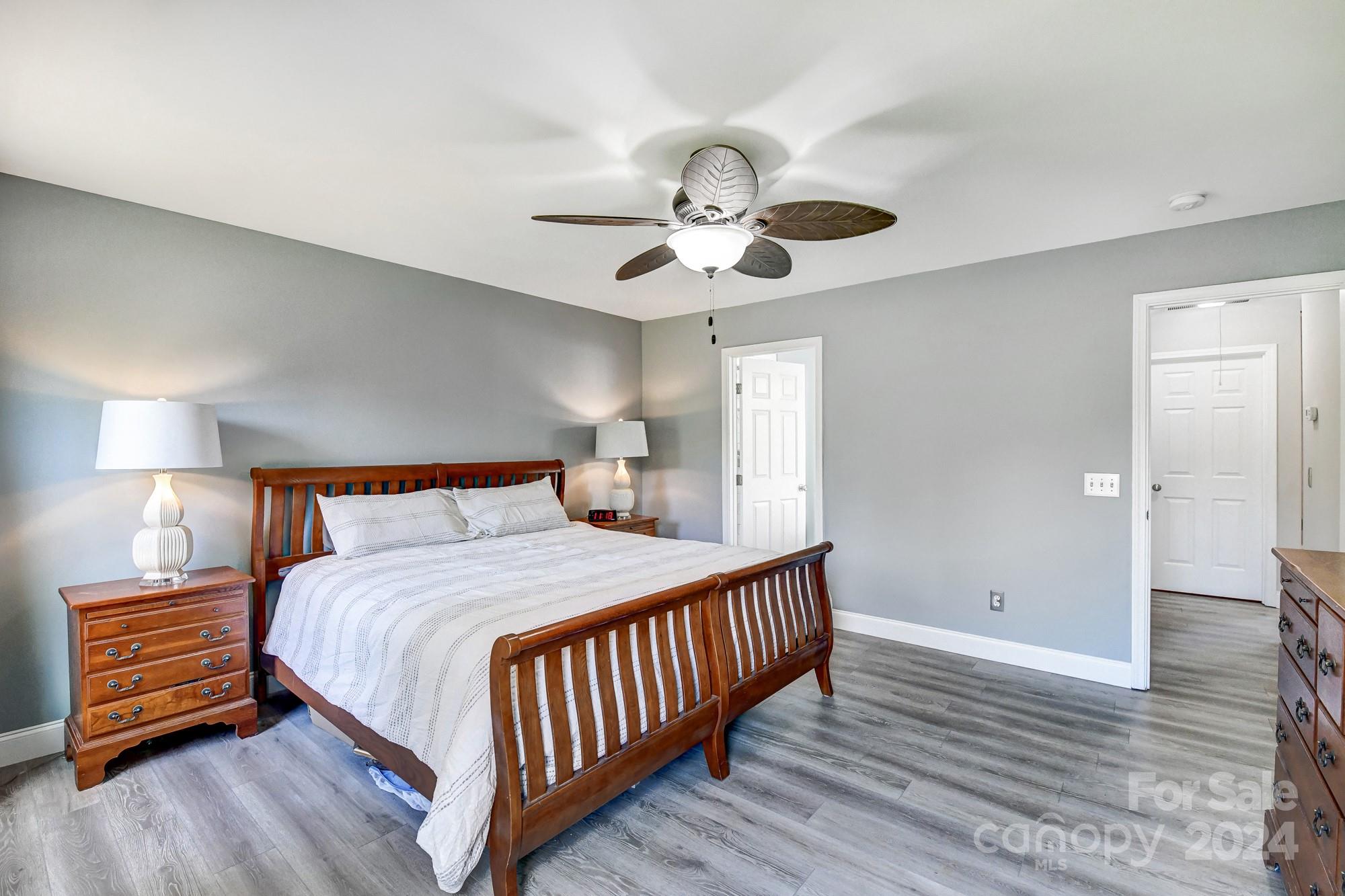 4184 Autumn Cove Drive