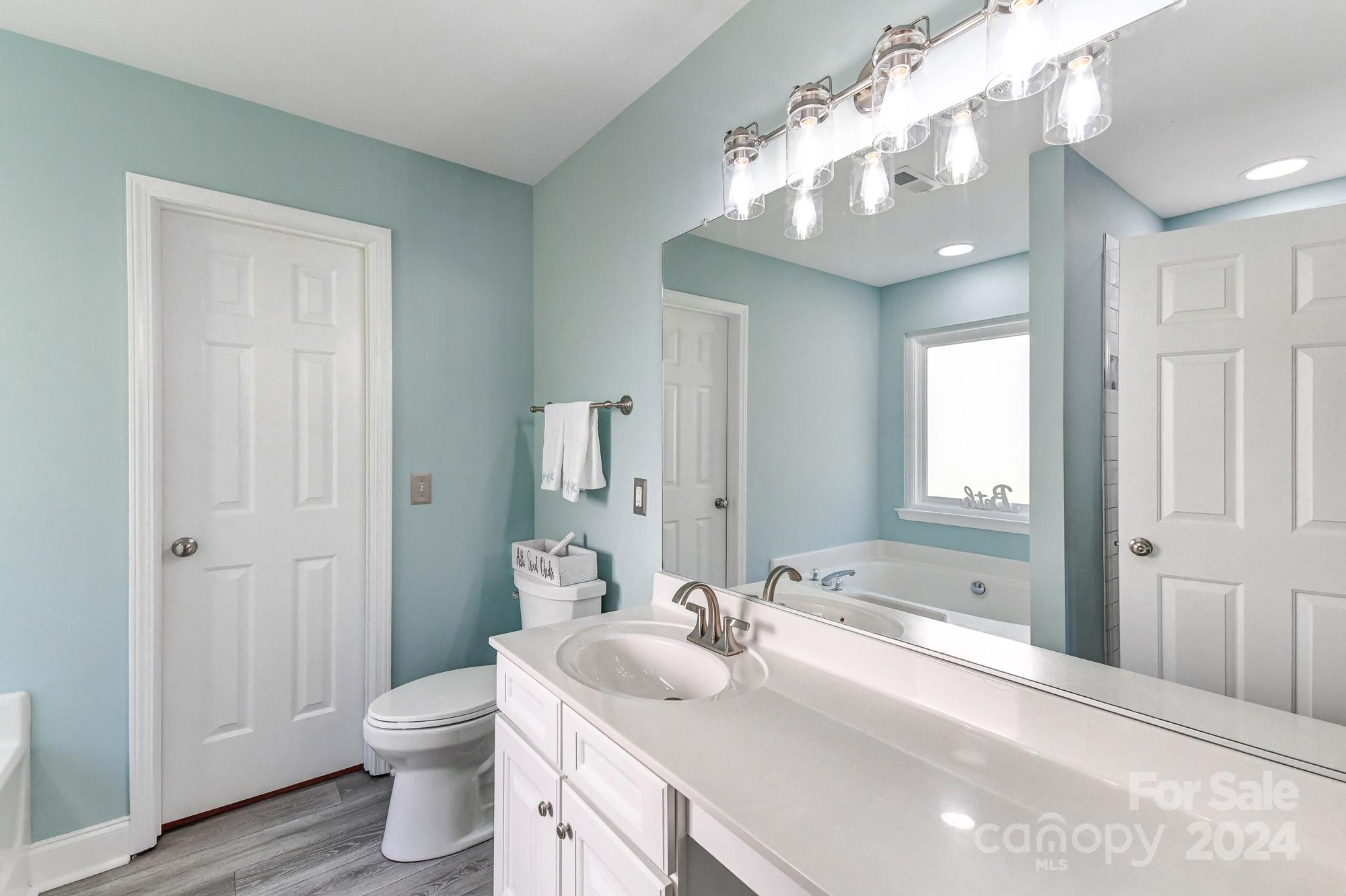4184 Autumn Cove Drive