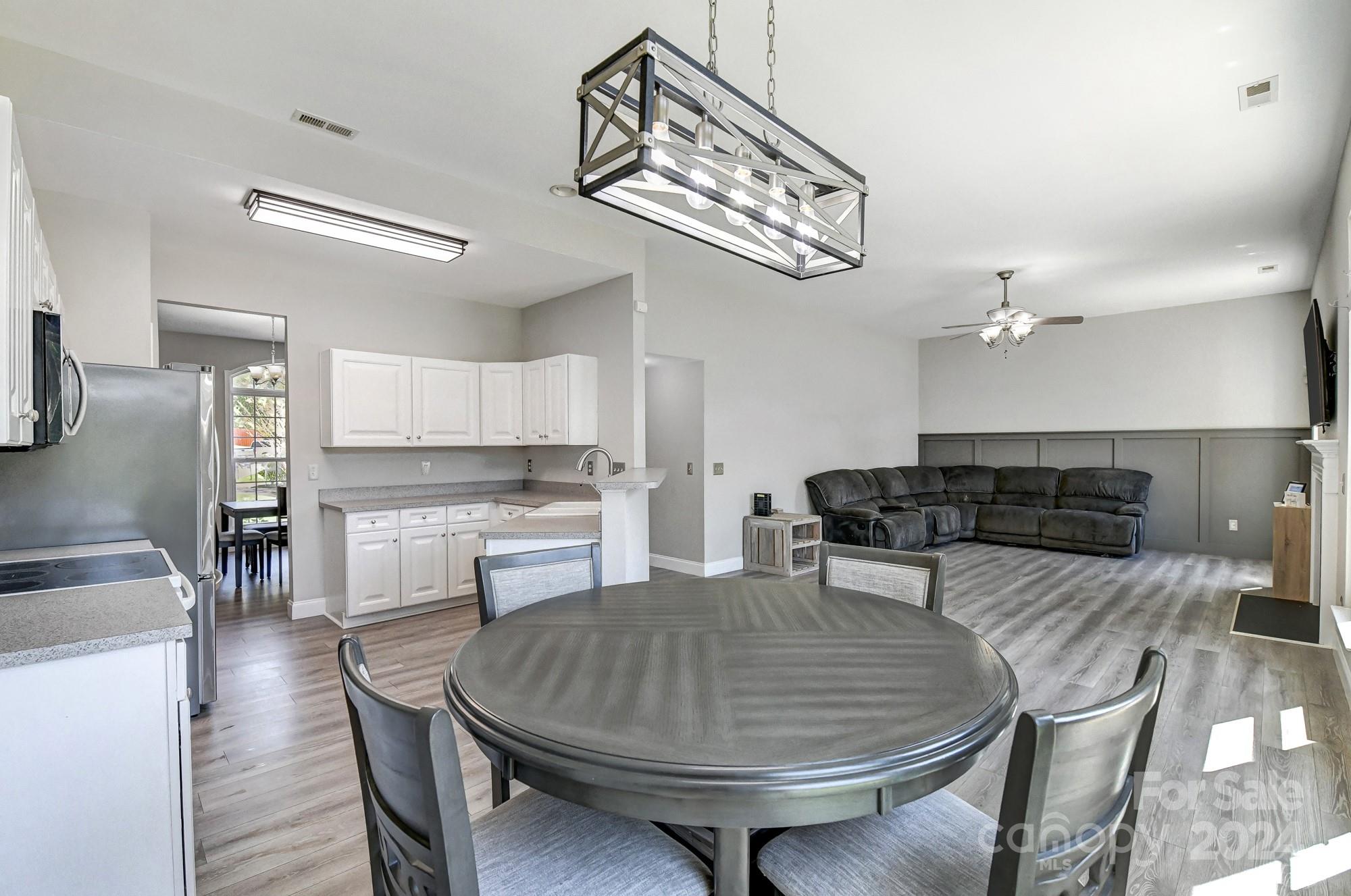 4184 Autumn Cove Drive