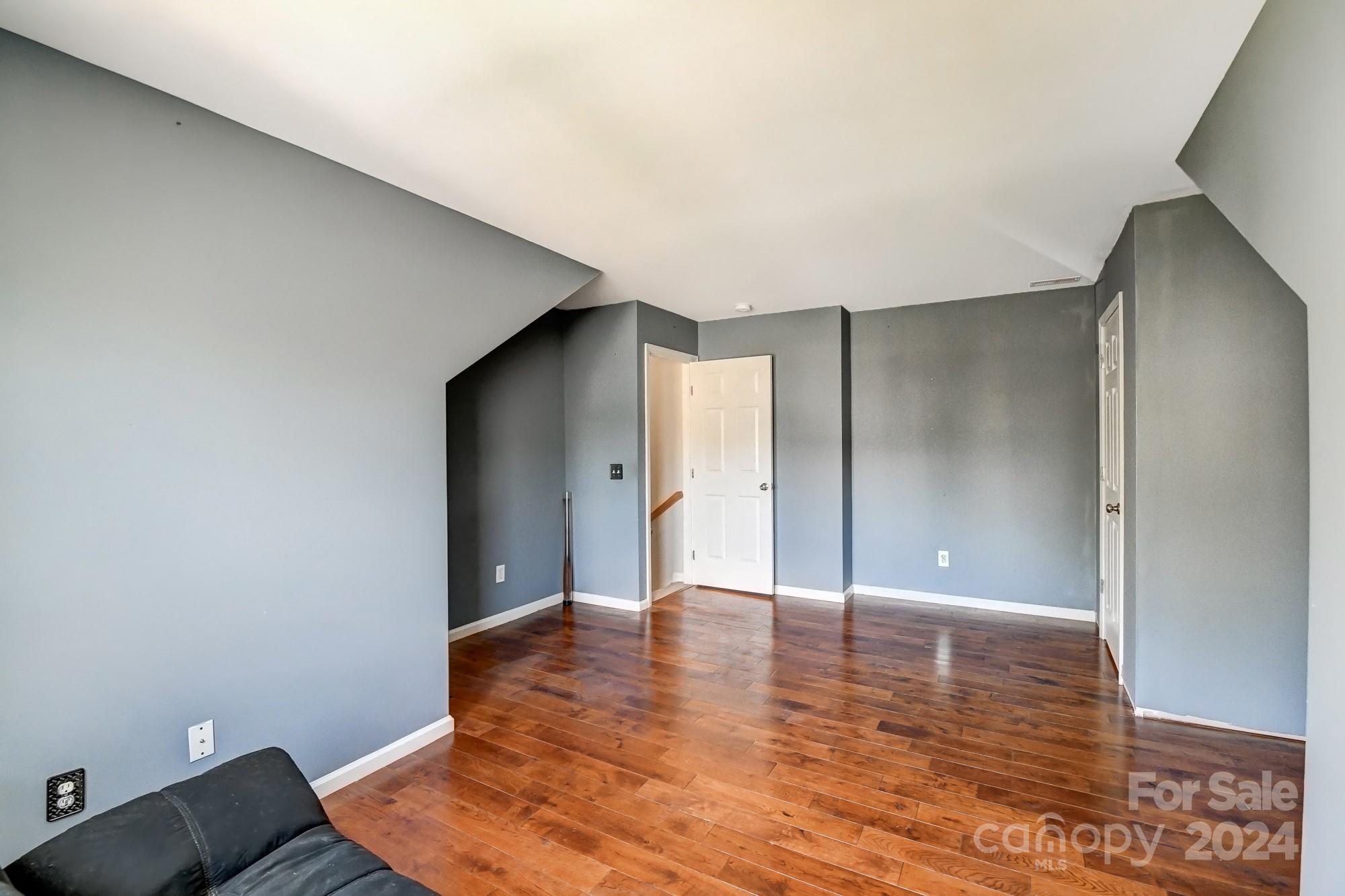 4184 Autumn Cove Drive