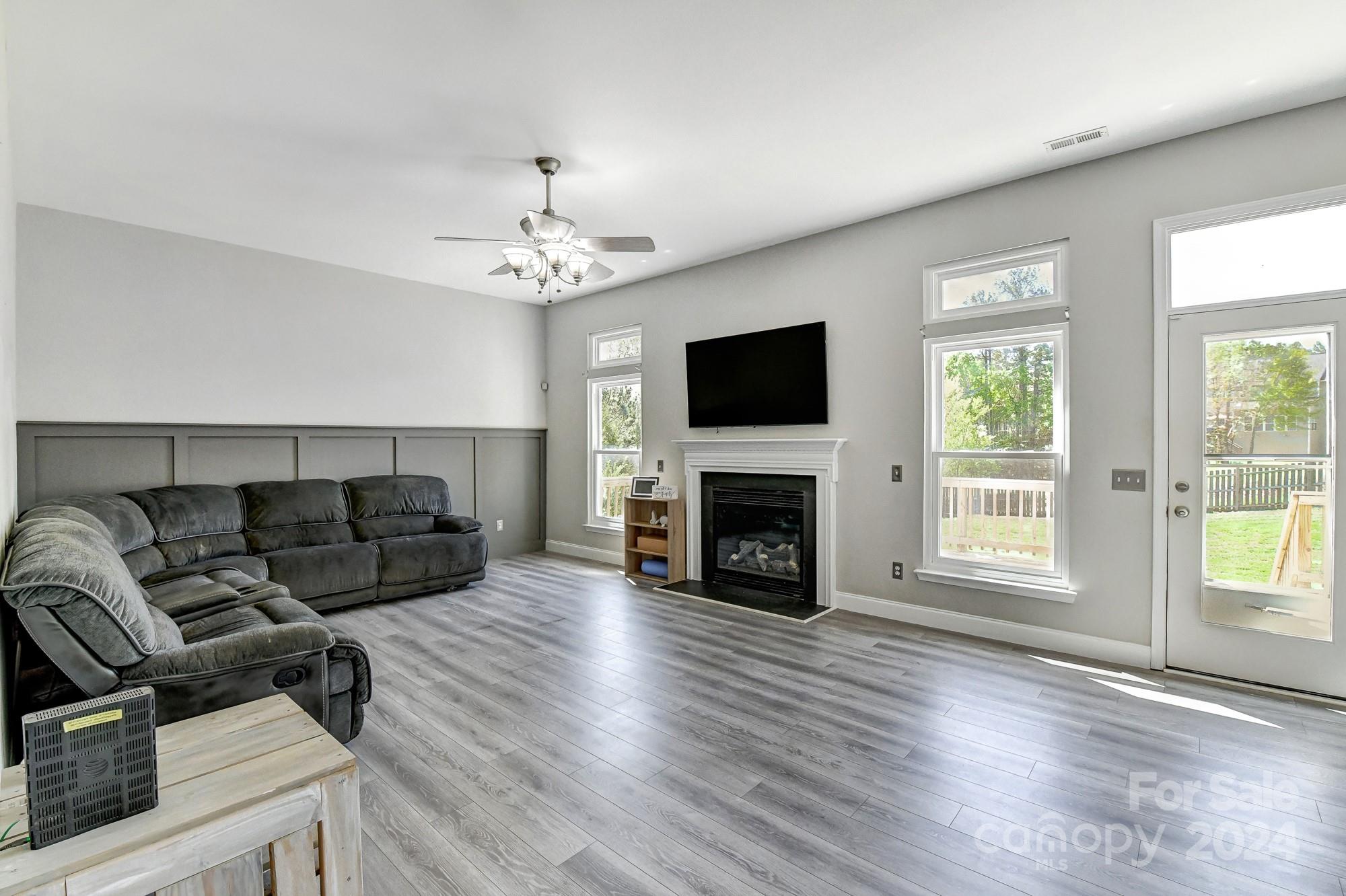 4184 Autumn Cove Drive