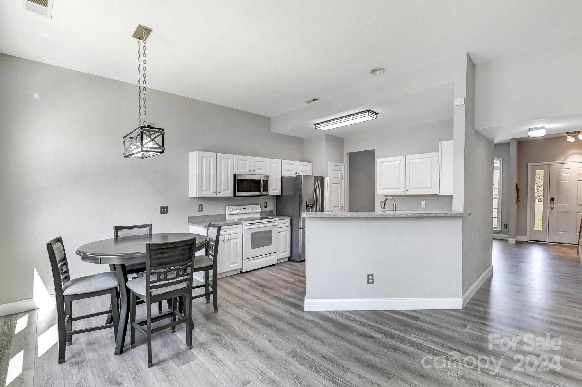 4184 Autumn Cove Drive