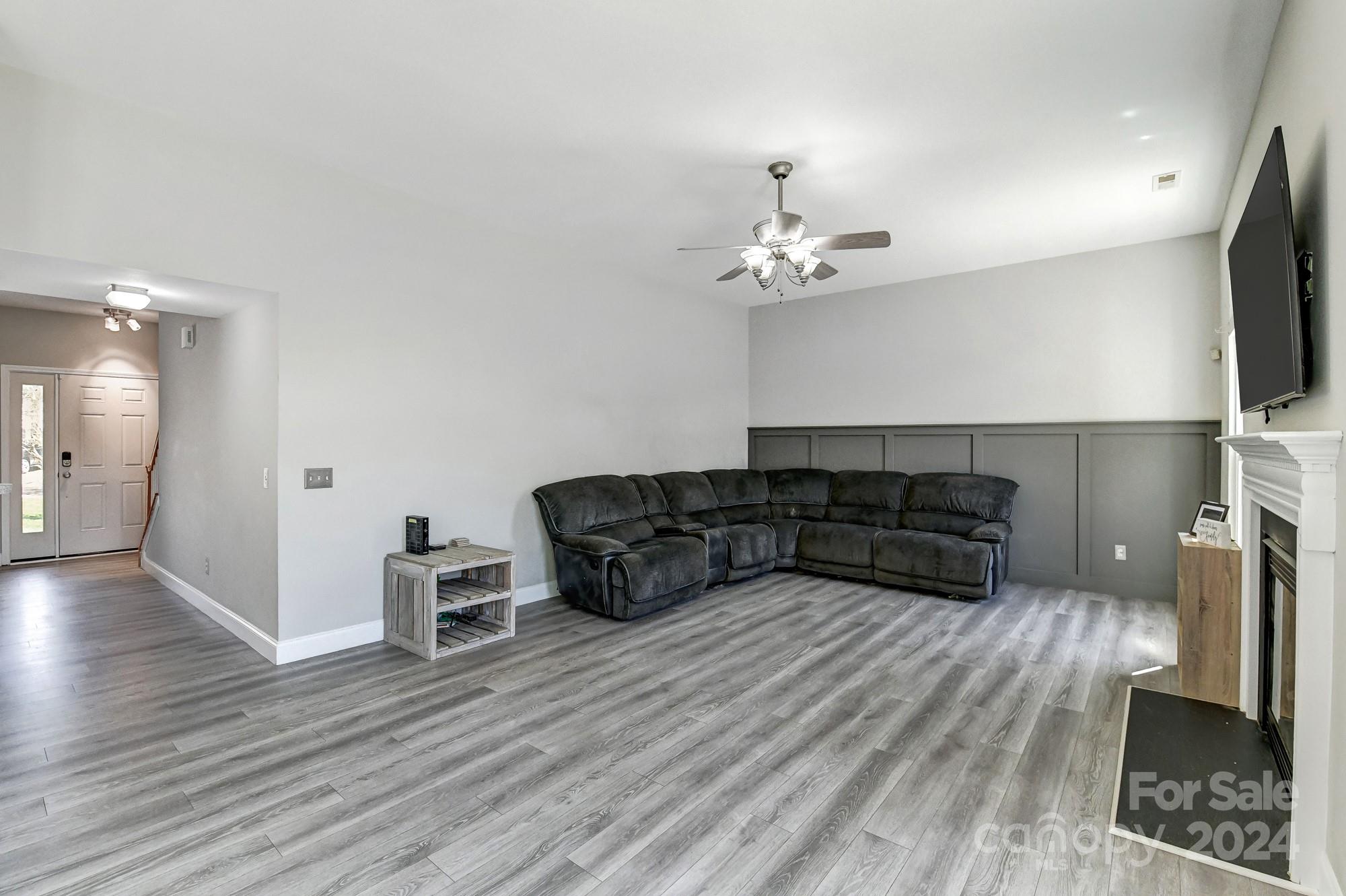 4184 Autumn Cove Drive