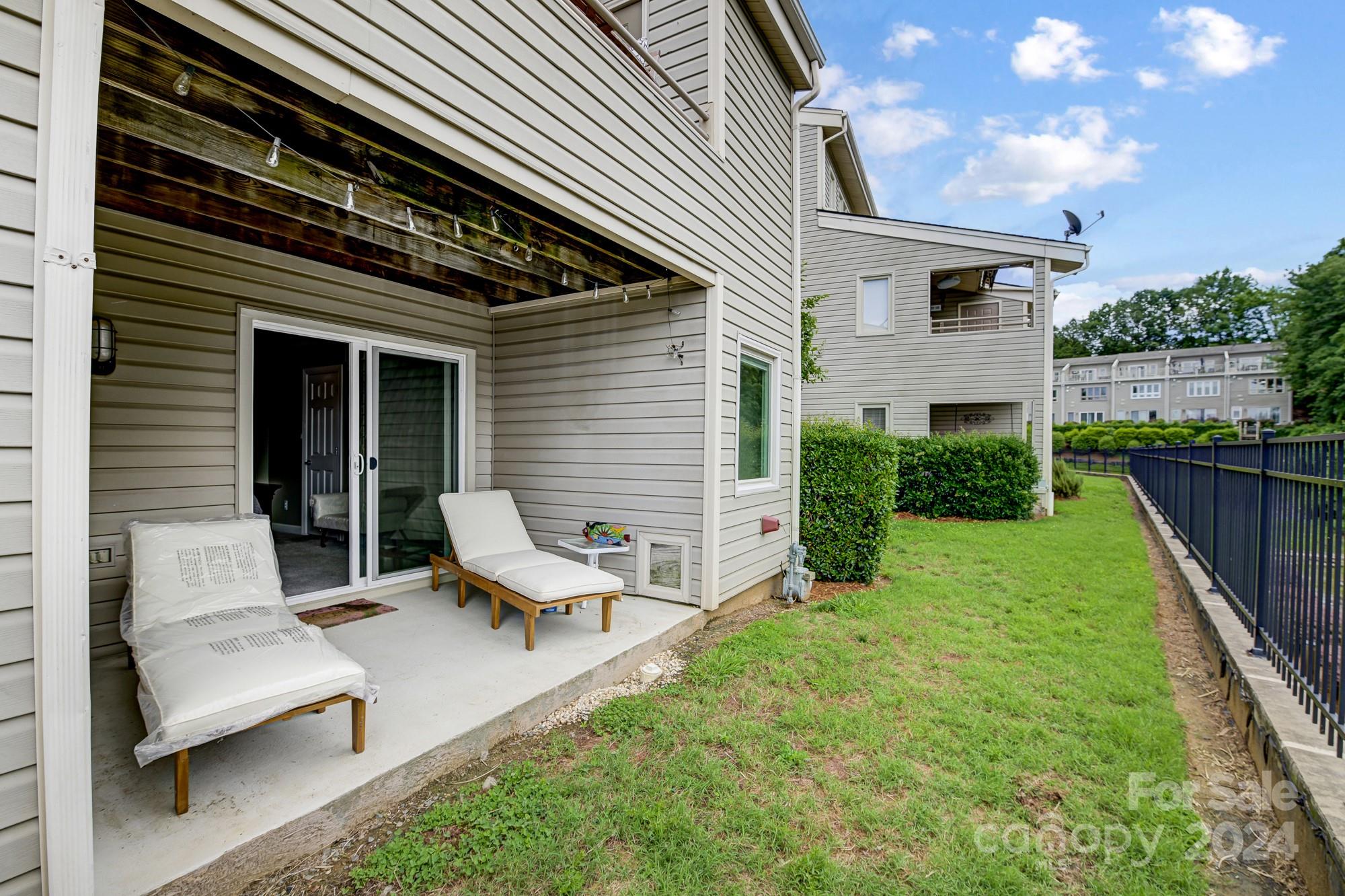 14025 Queens Harbor Road