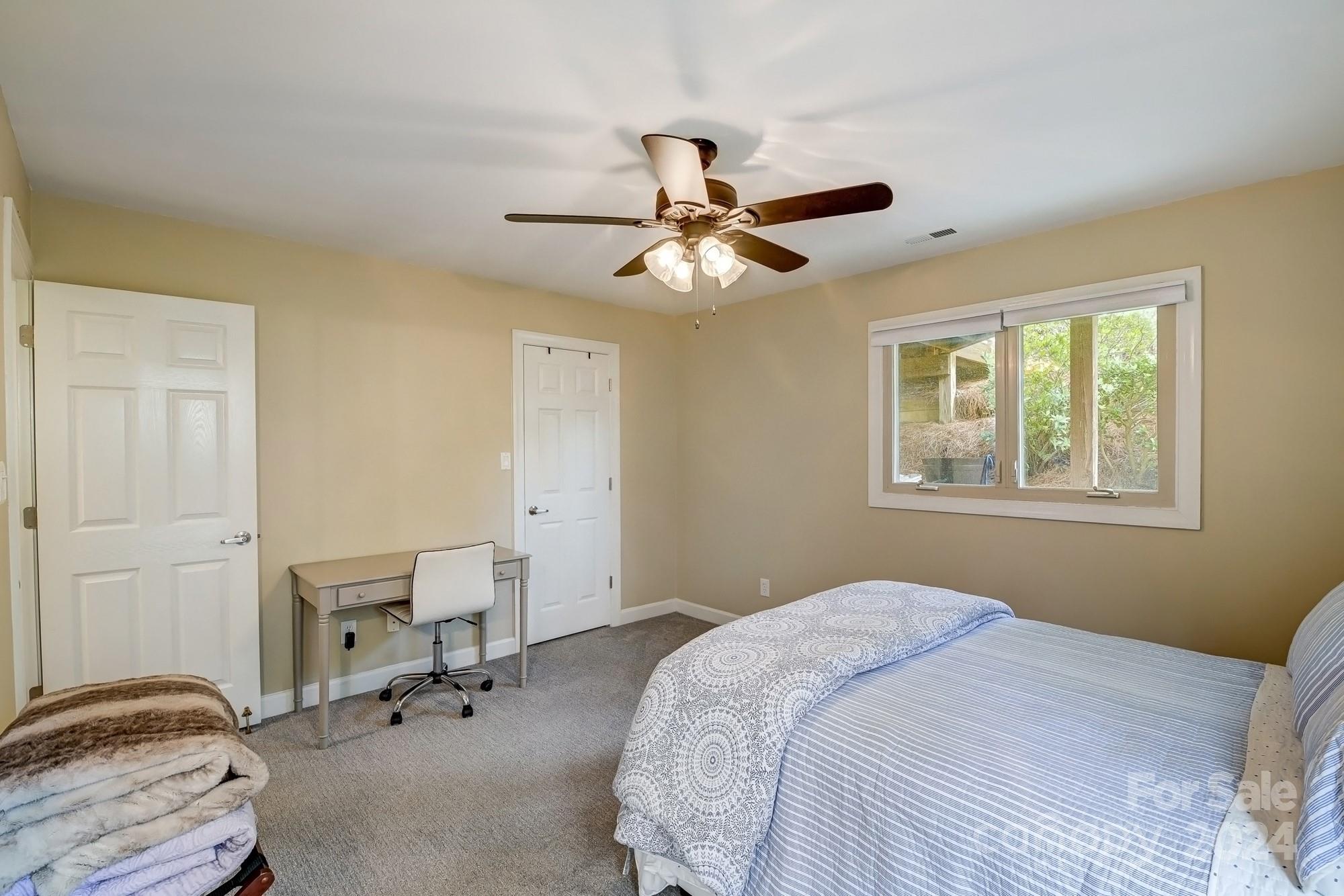 14025 Queens Harbor Road