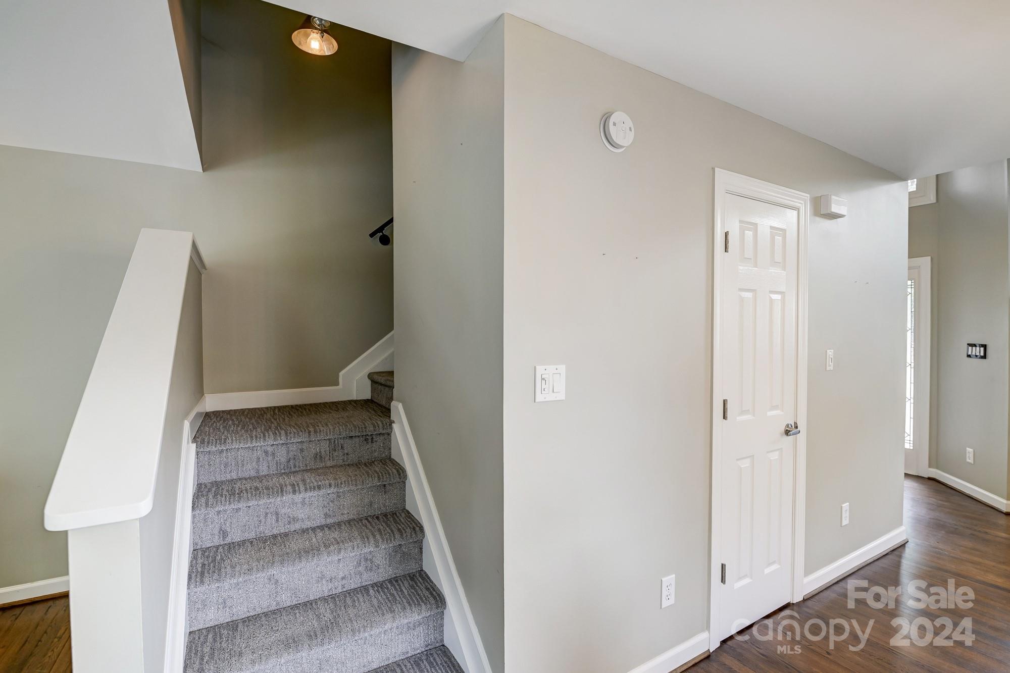 14025 Queens Harbor Road