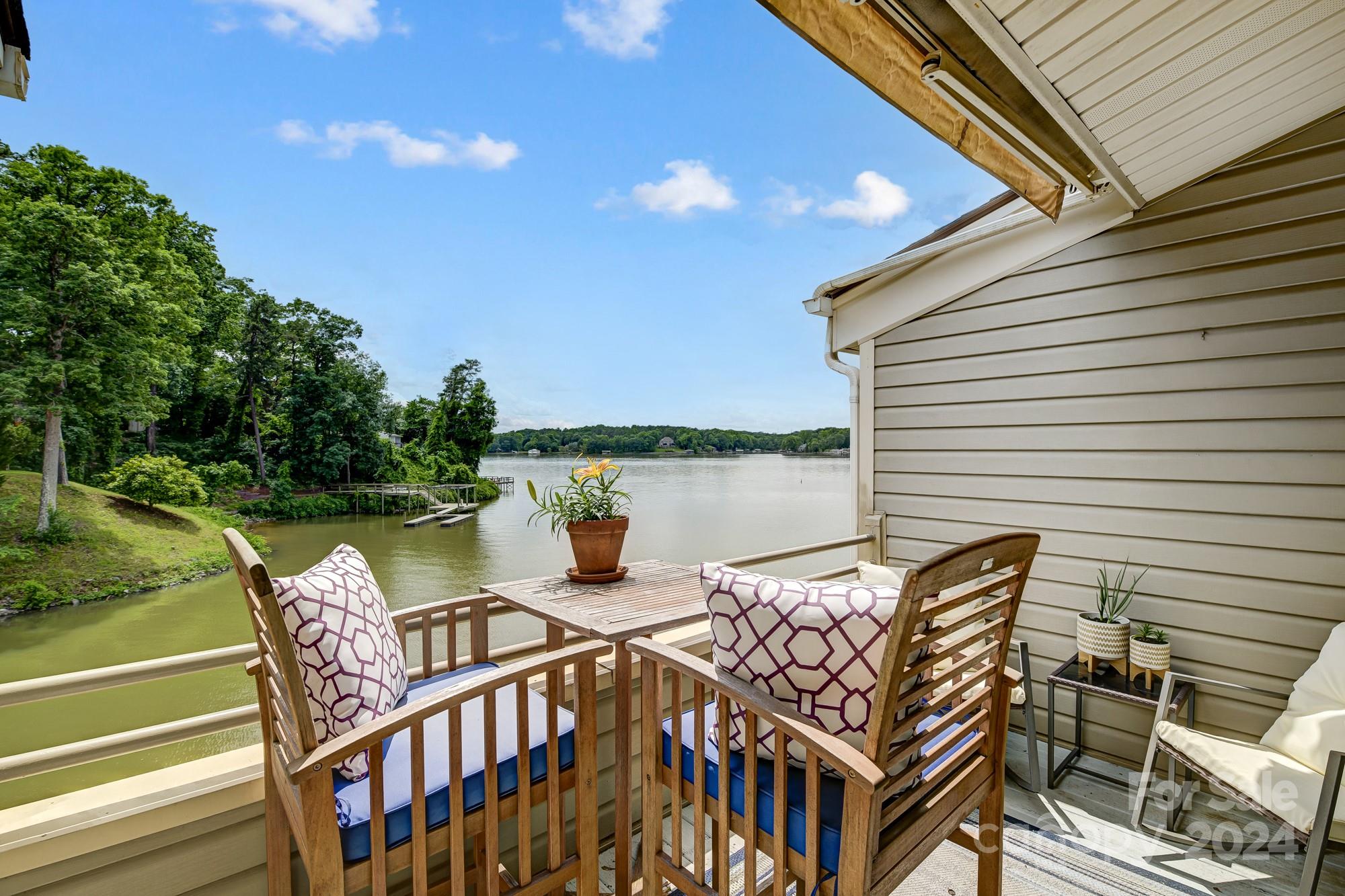 14025 Queens Harbor Road