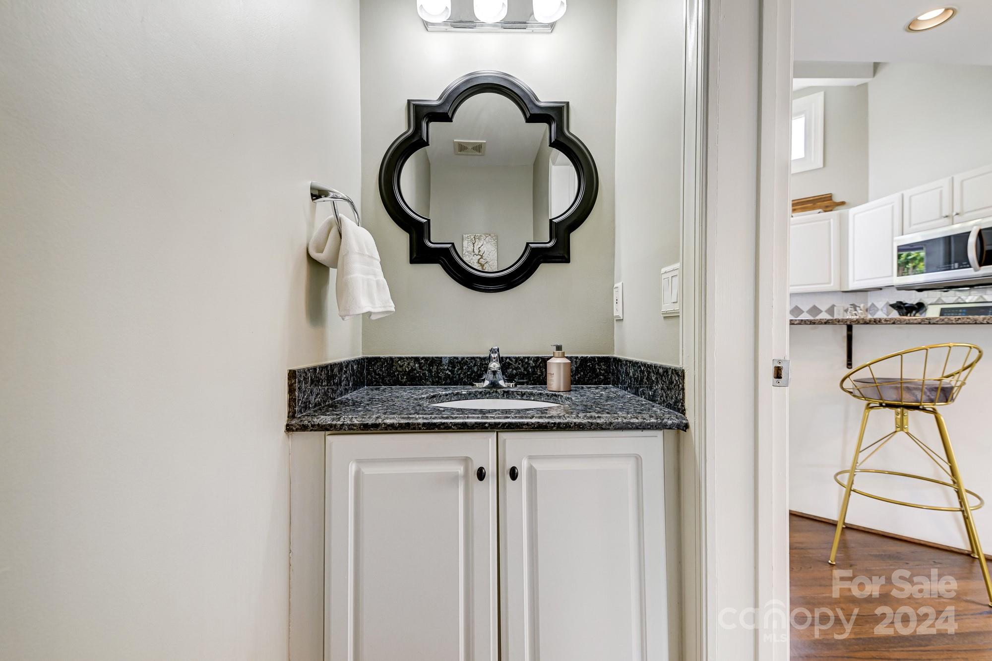 14025 Queens Harbor Road