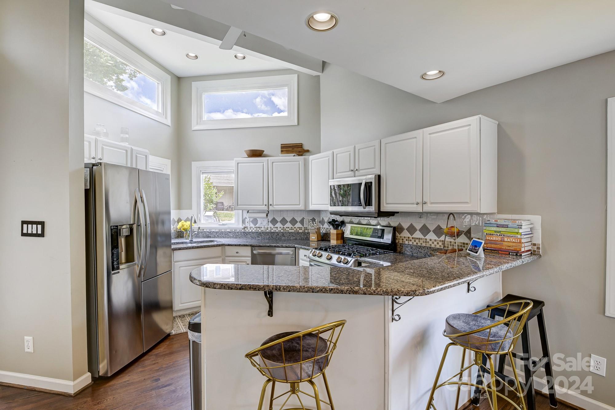 14025 Queens Harbor Road