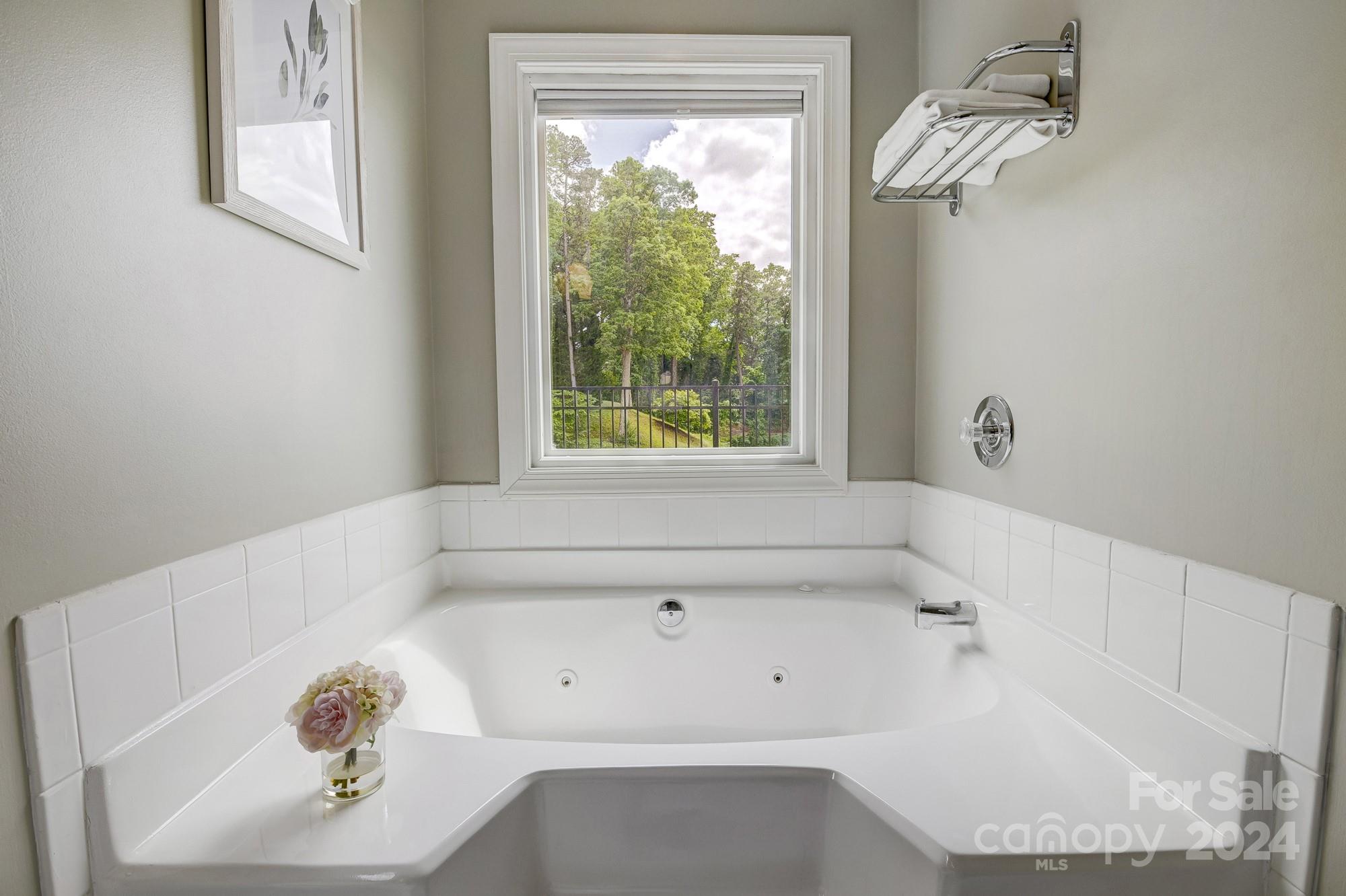 14025 Queens Harbor Road