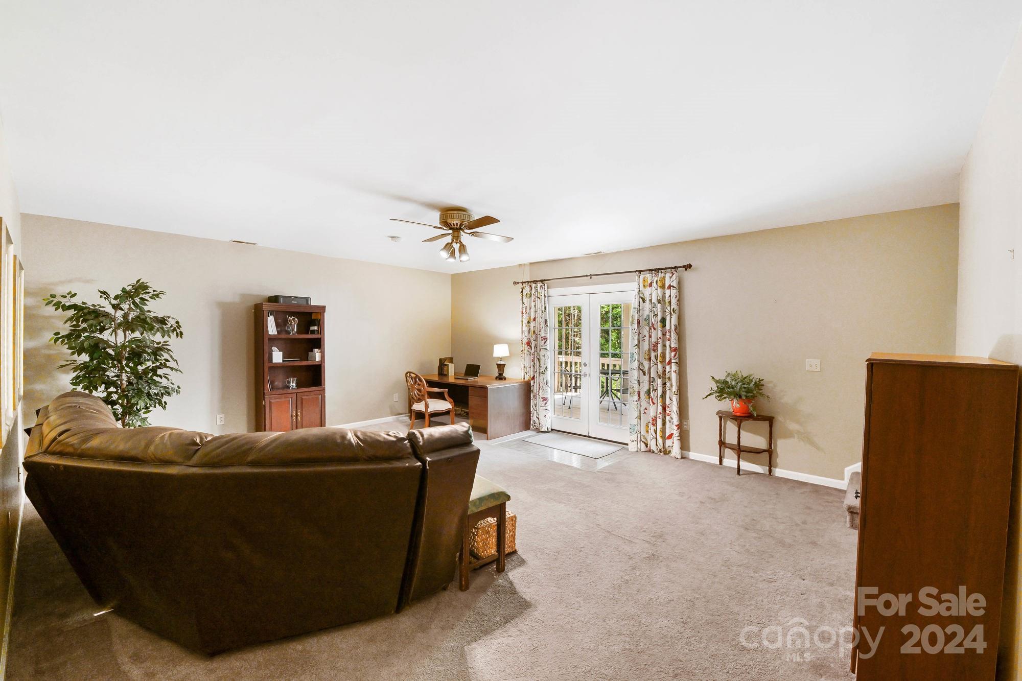 1135 Arabian Farm Road