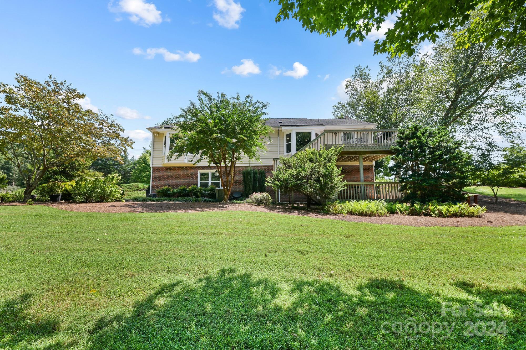 1135 Arabian Farm Road